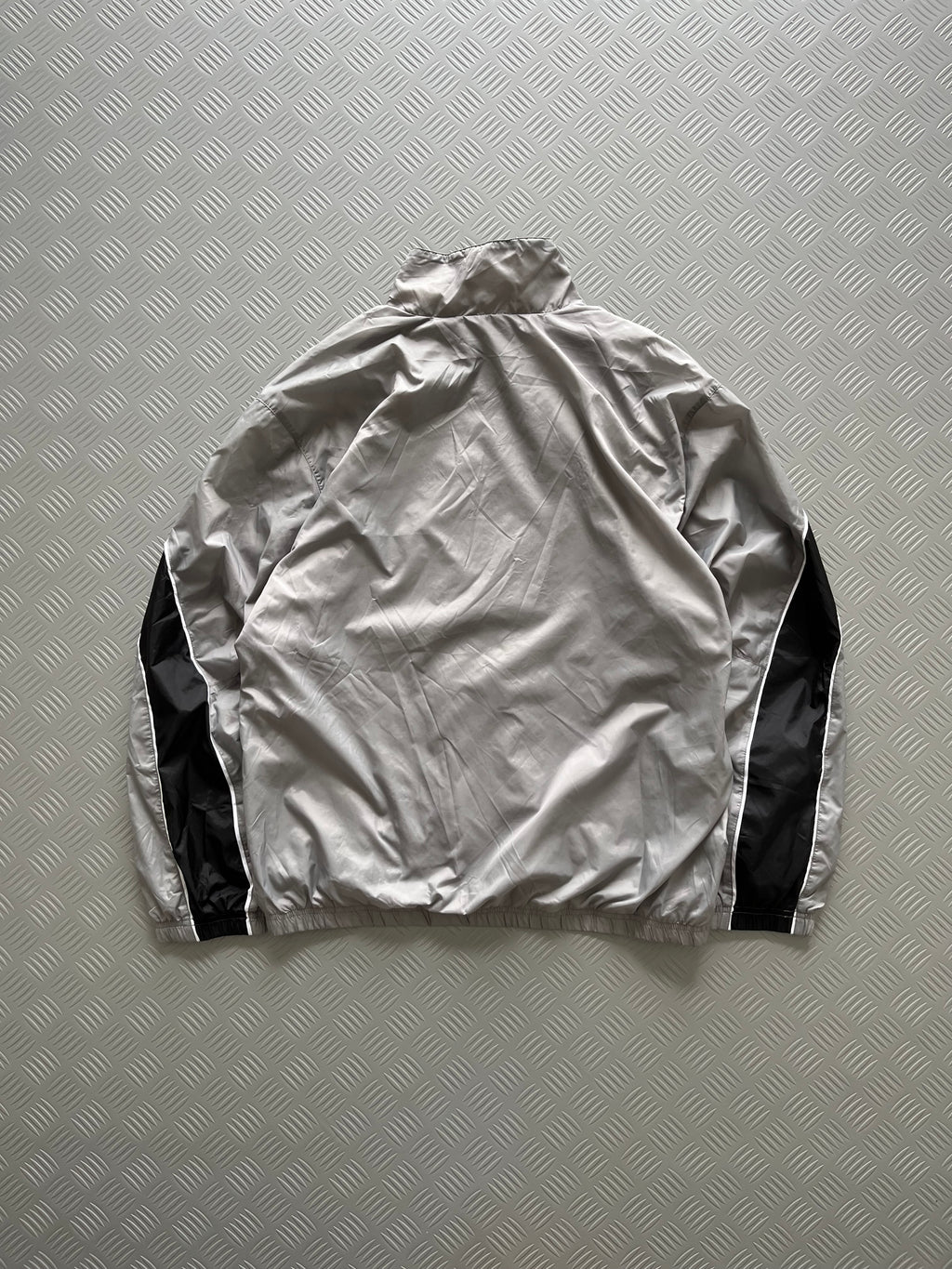 VINTAGE NIKE WINDCHEATER