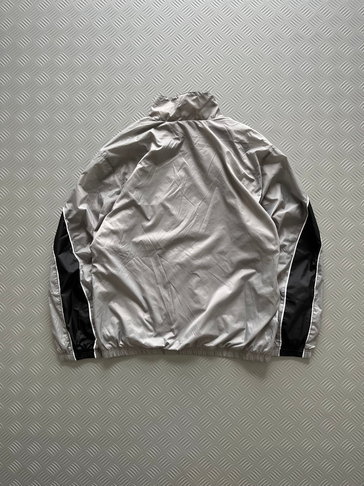 VINTAGE NIKE WINDCHEATER