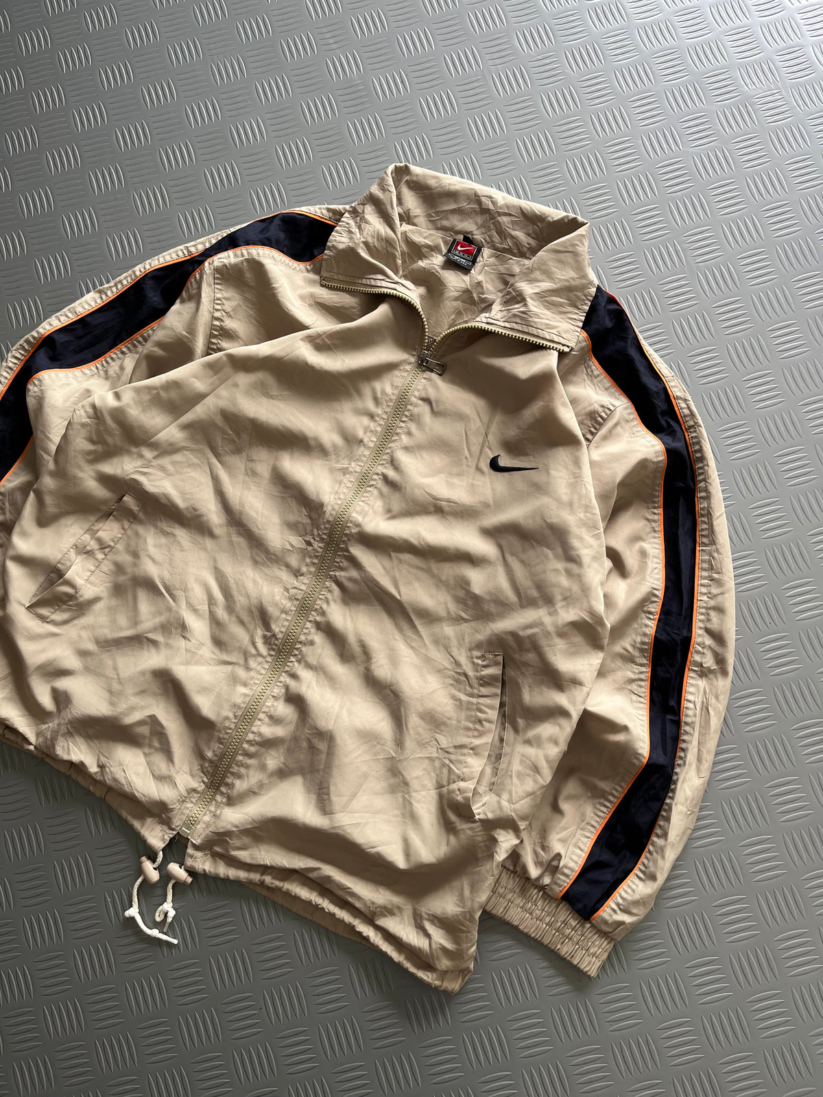 VINTAGE NIKE SWOOSH ZIPPER
