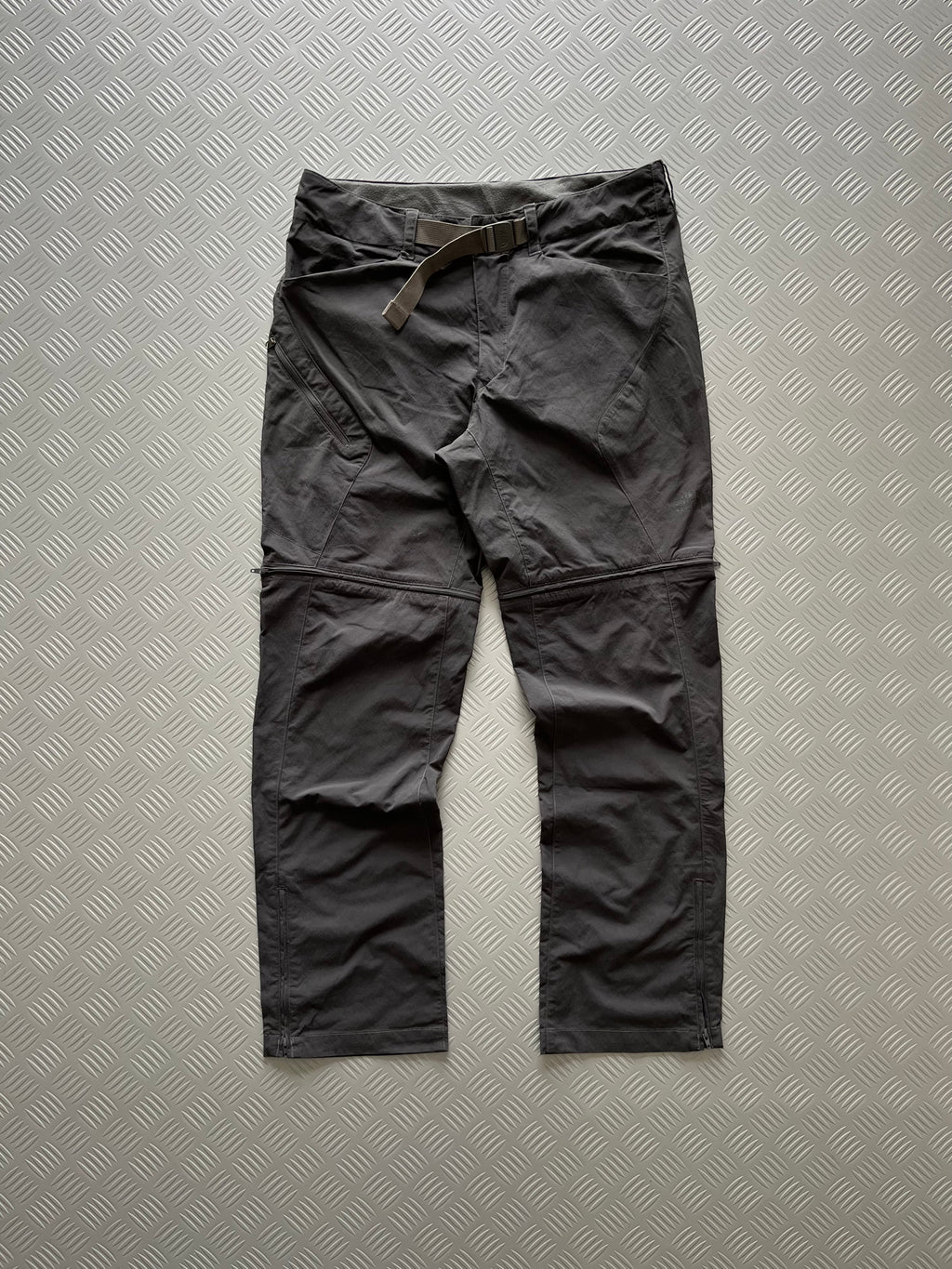 THE NORTH FACE CONVERTIBLE TREKKING PANT
