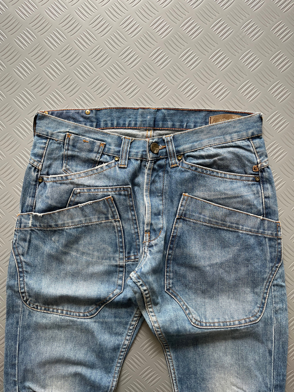 VINTAGE DENIM