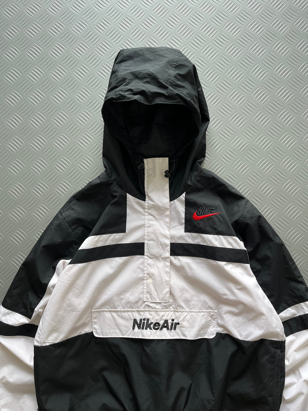 NIKE AIR QUARTER ZIPPER