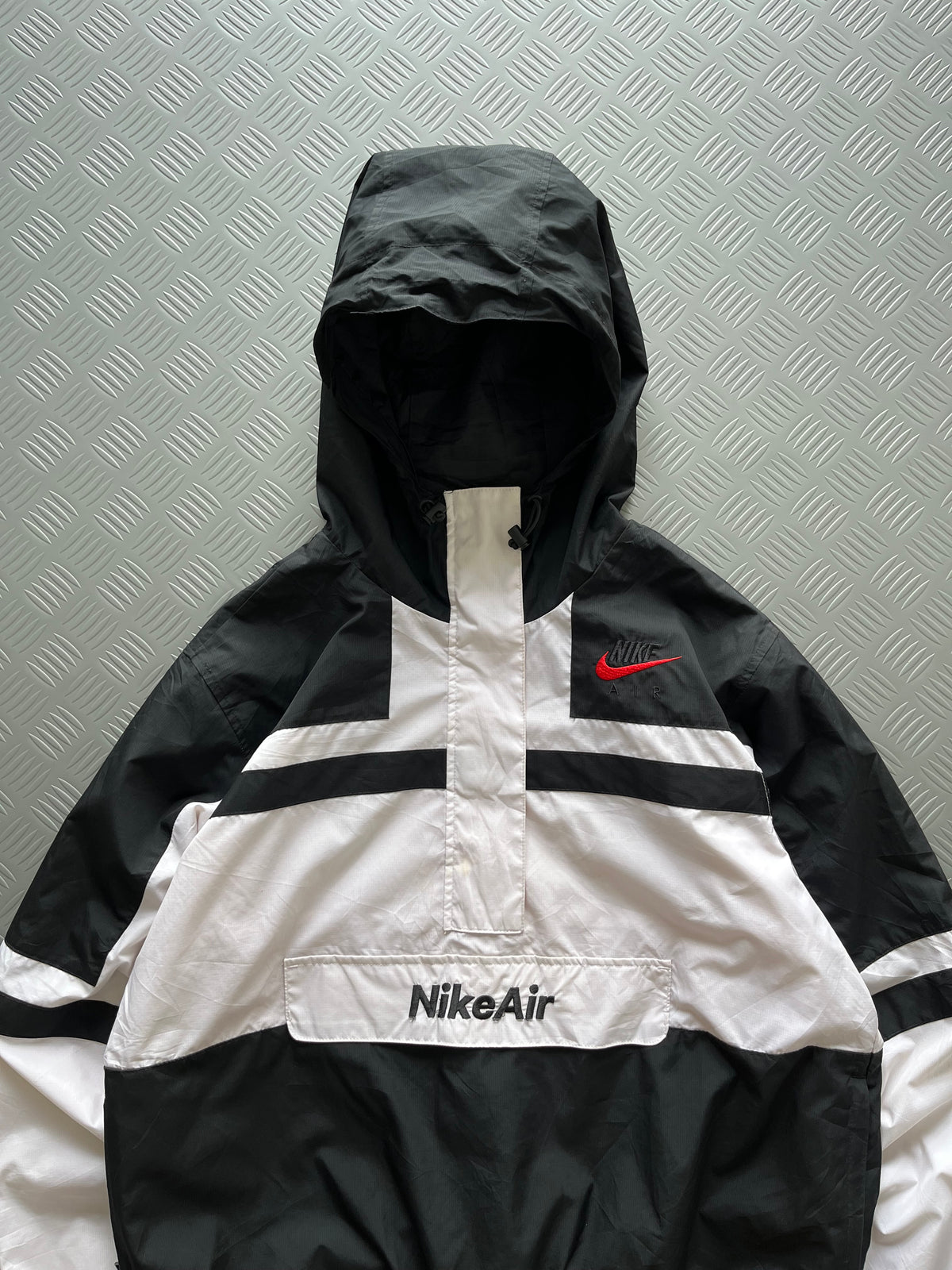 NIKE AIR QUARTER ZIPPER