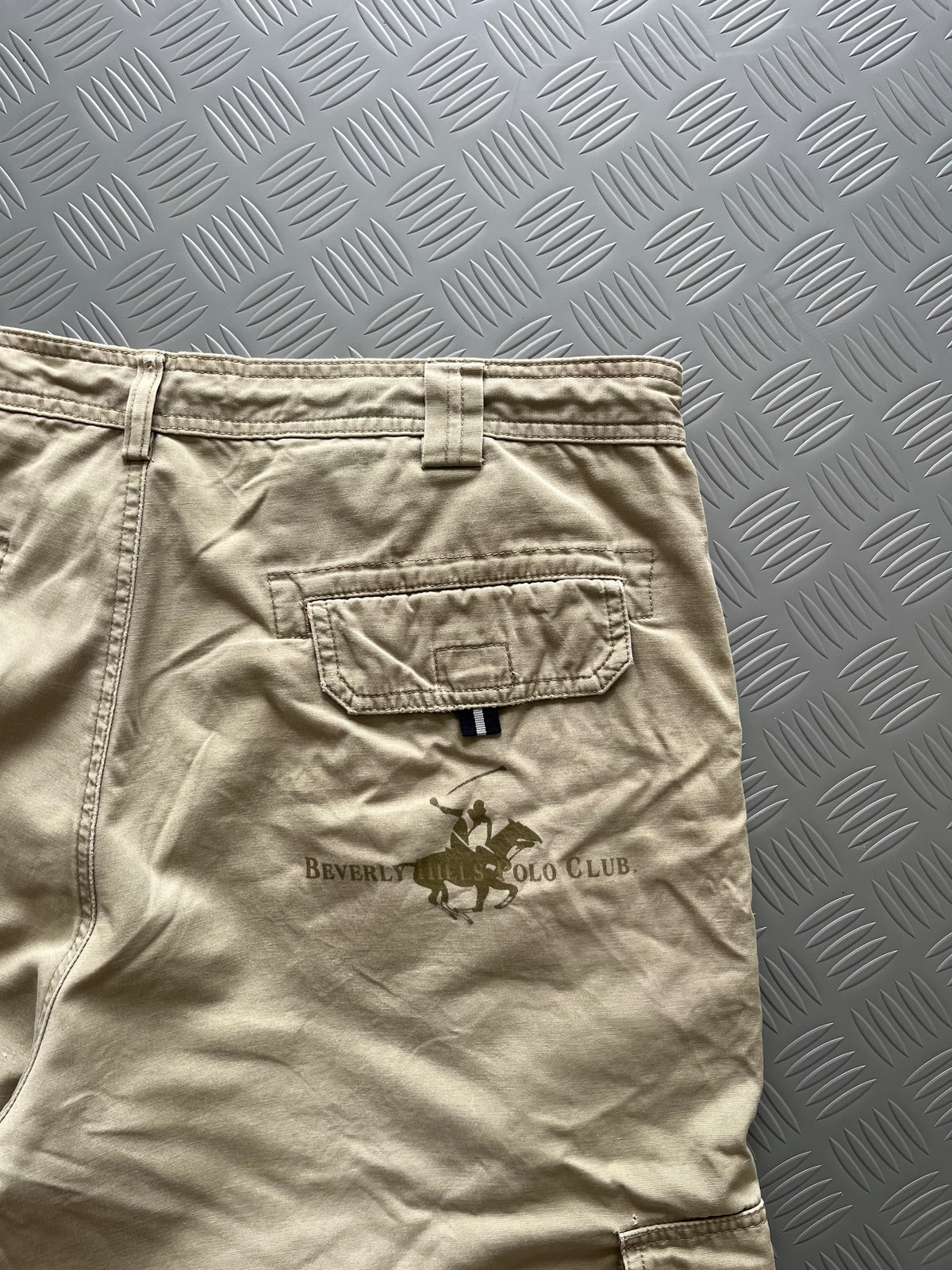 VINTAGE BAVERLY HILL POLO CARGO SHORTS