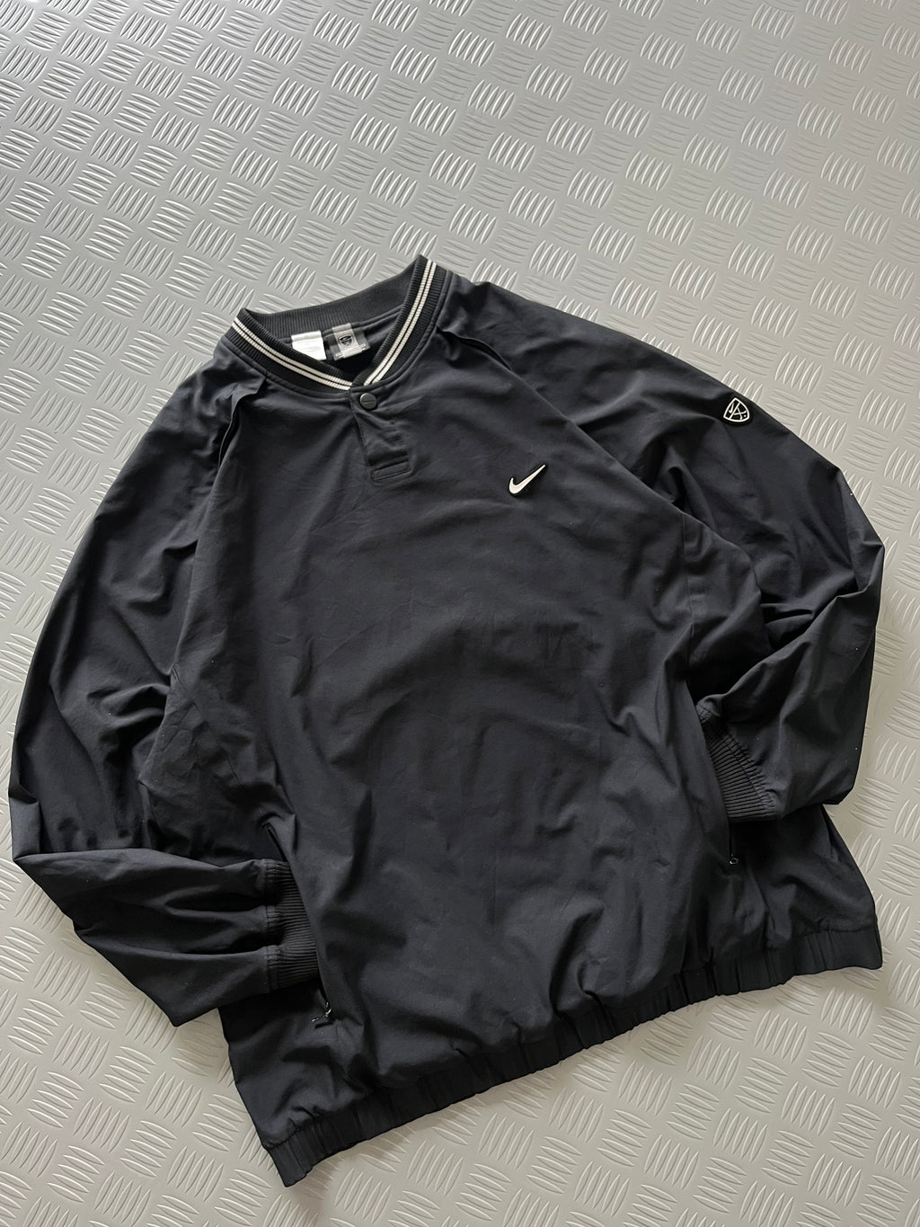 VINTAGE NIKE PULLOVER