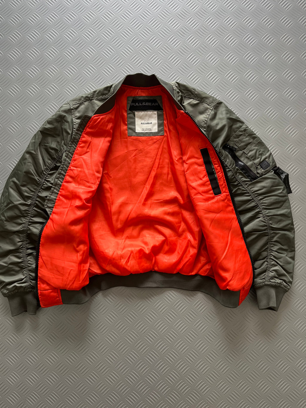 PULL & BEAR BOMBER JACKET