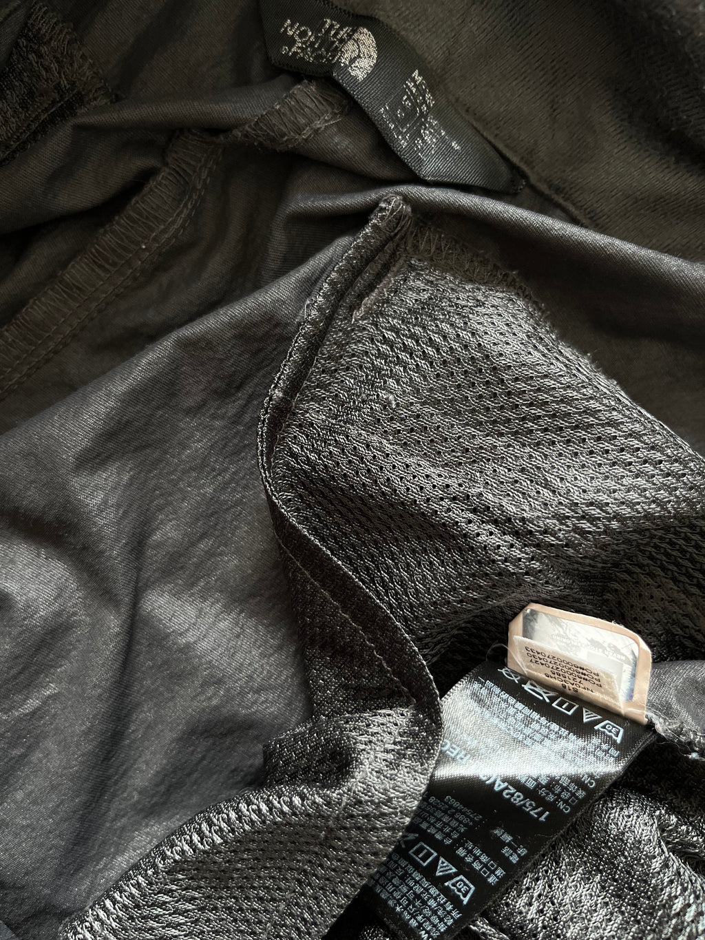 THE NORTH FACE CONVERTIBLE TREKKING PANT