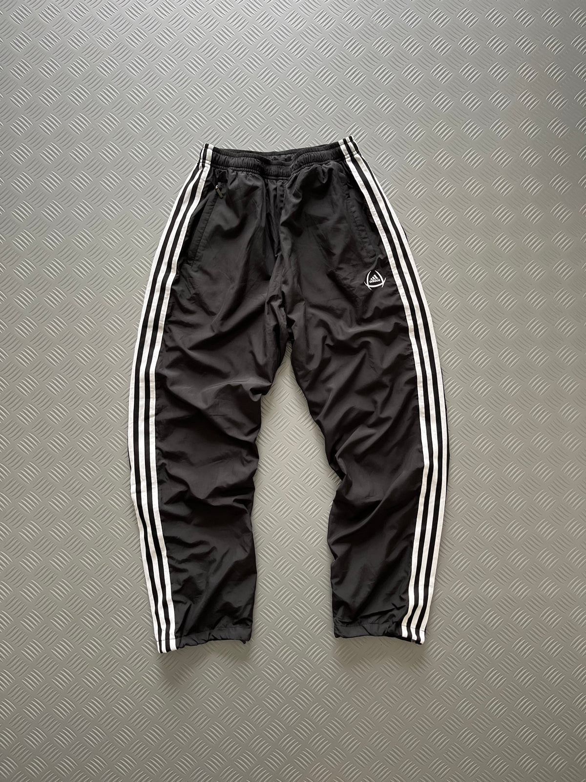 VINTAGE ADIDAS BAGGY TROUSER