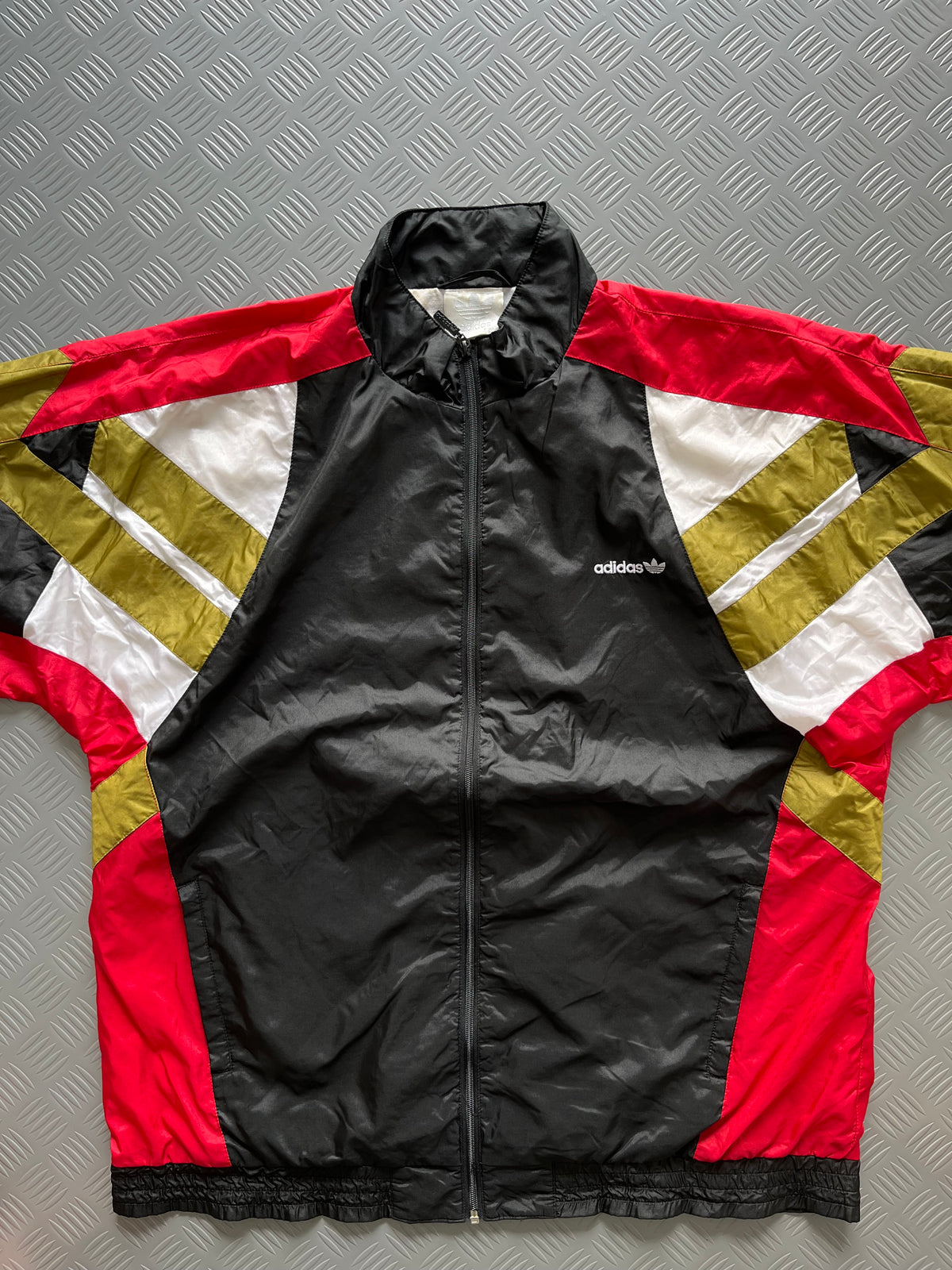 VINTAGE ADIDAS WINDBREAKER