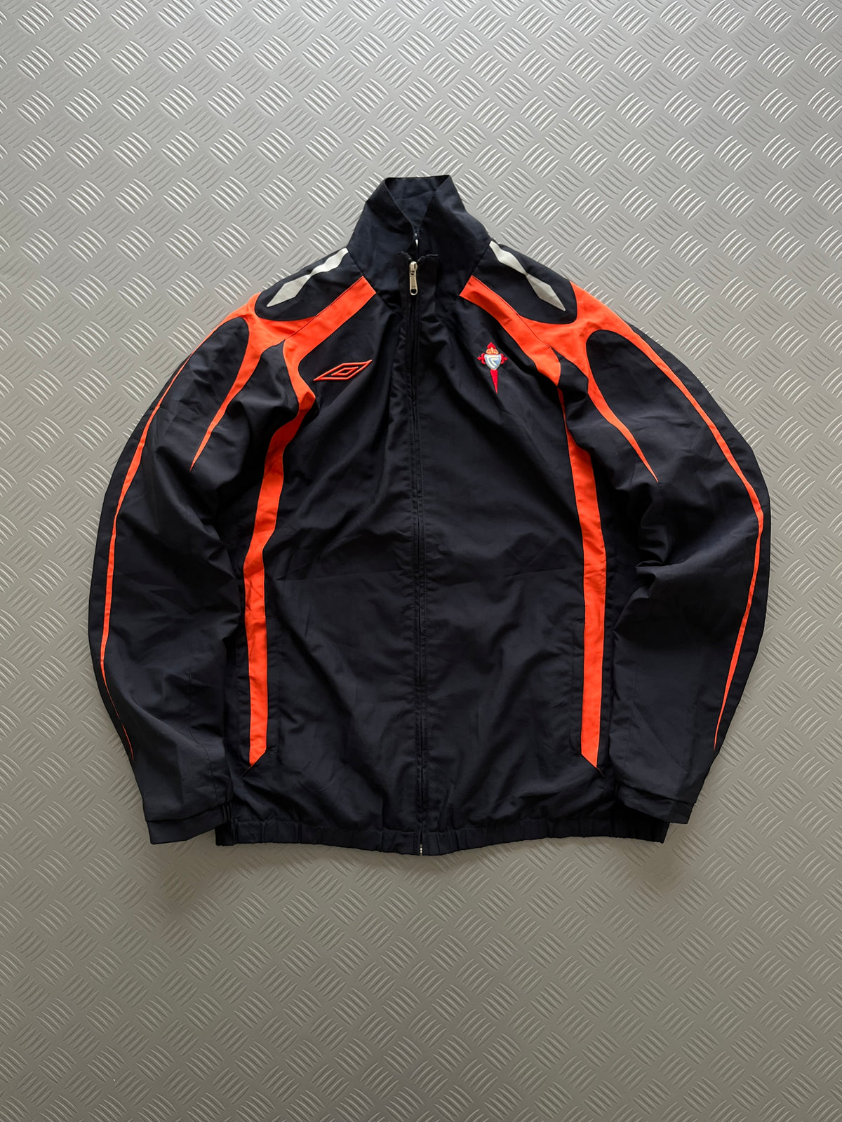 VINTAGE UMBRO Y2K WINDBREAKER