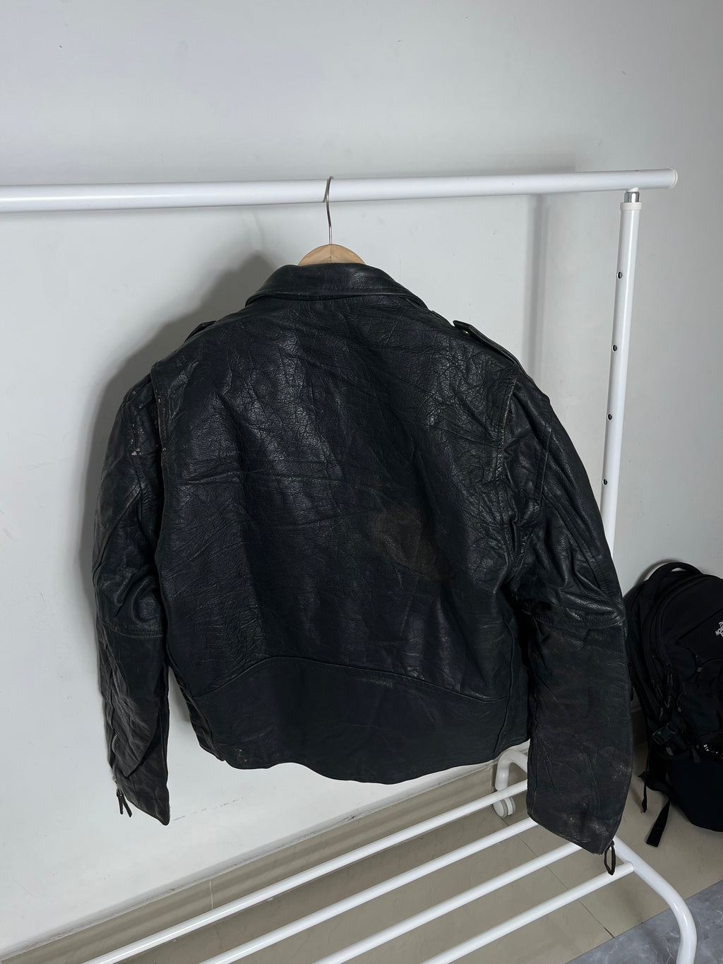 GENUINE LEATHER MOTORCYCLE JACKET
