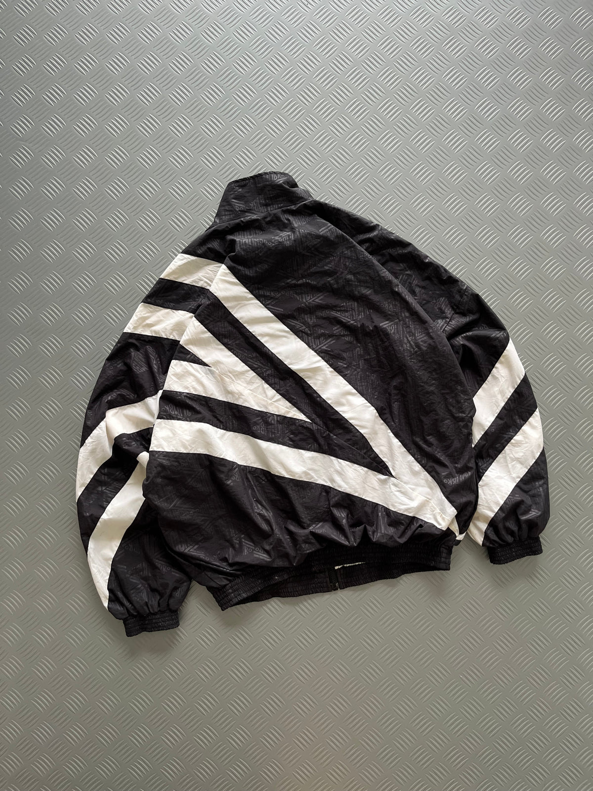 VINTAGE UMBRO Y2K JACKET