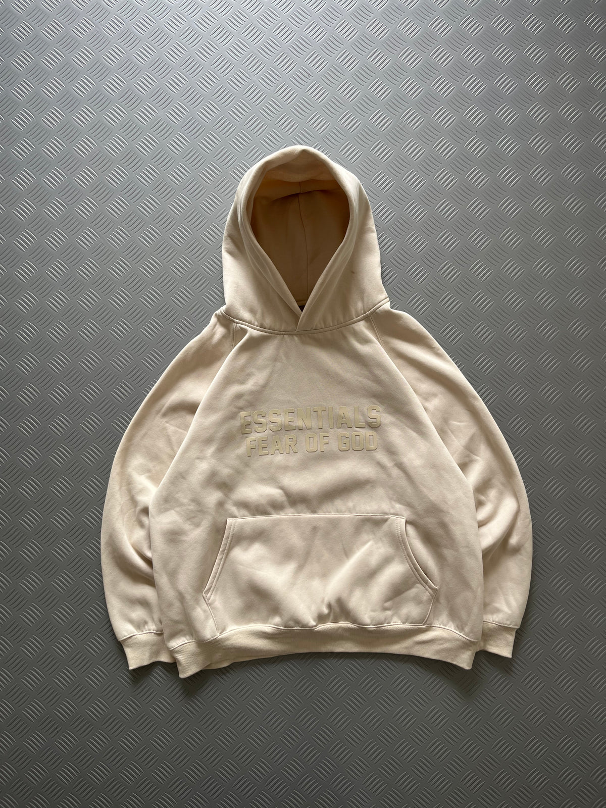 FEAR OF GOD ESSENTIALS SS22 EGGSHELL