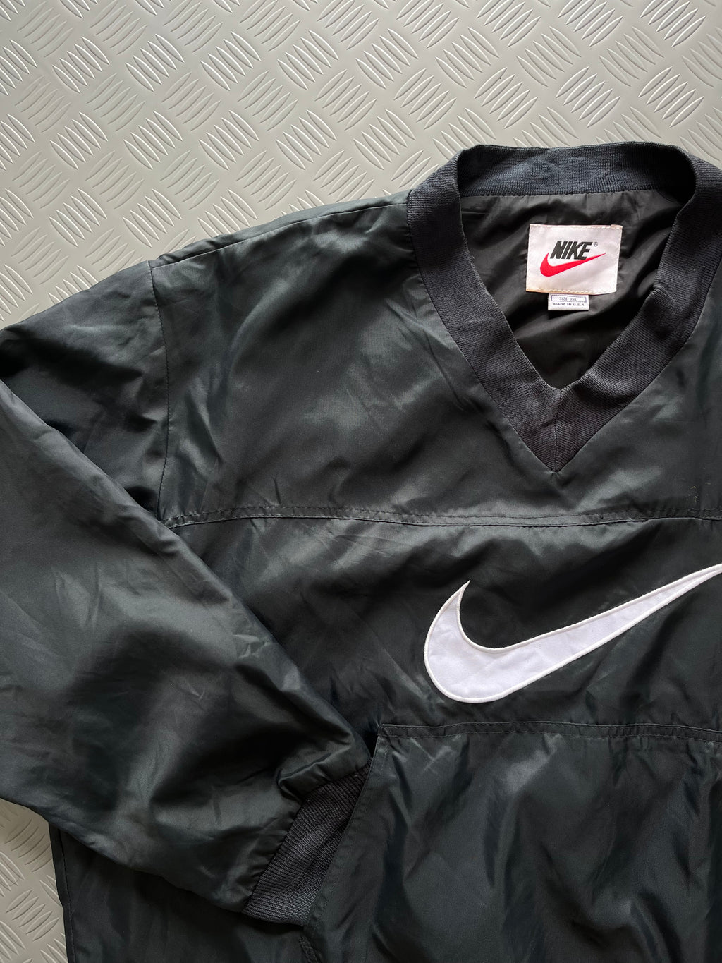 VINTAGE NIKE SWOOSH PULLOVER