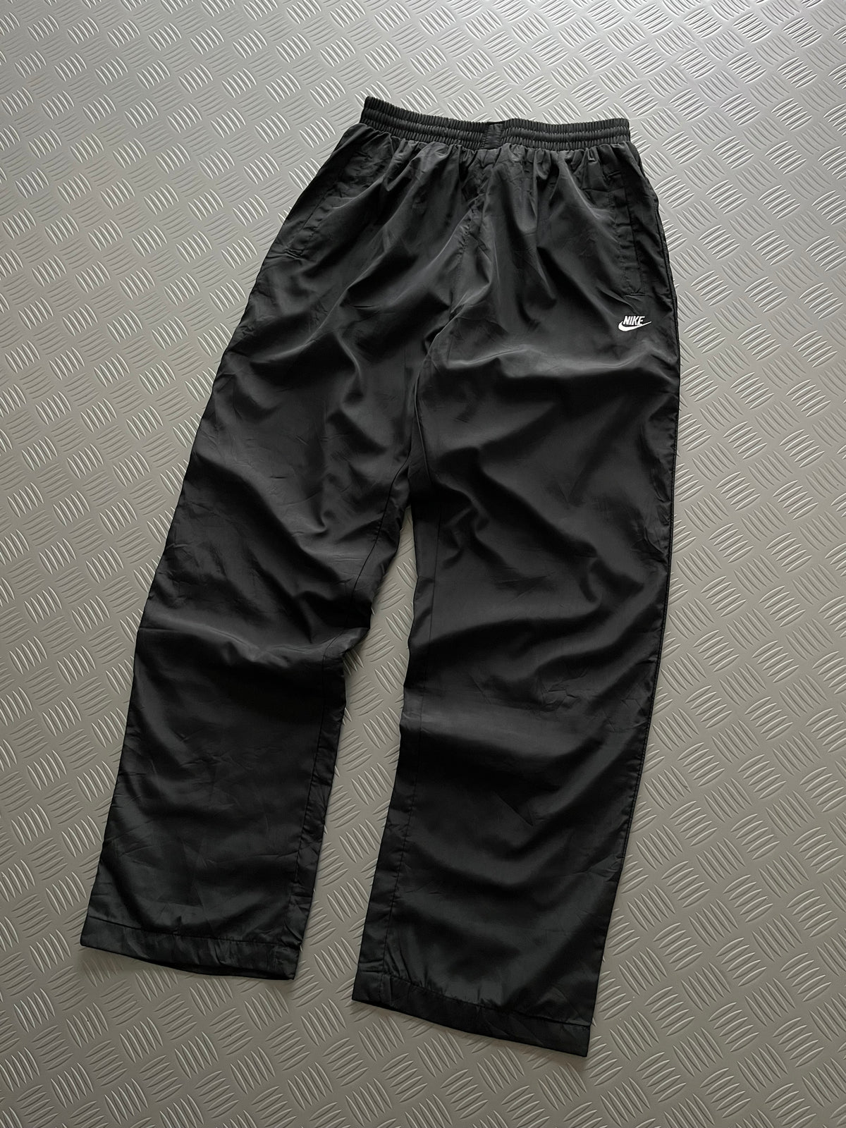 VINTAGE NIKE SPELL OUT BAGGY TROUSER