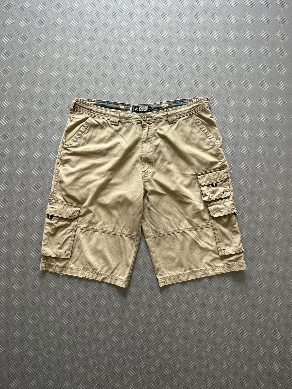 VINTAGE BAVERLY HILL POLO CARGO SHORTS