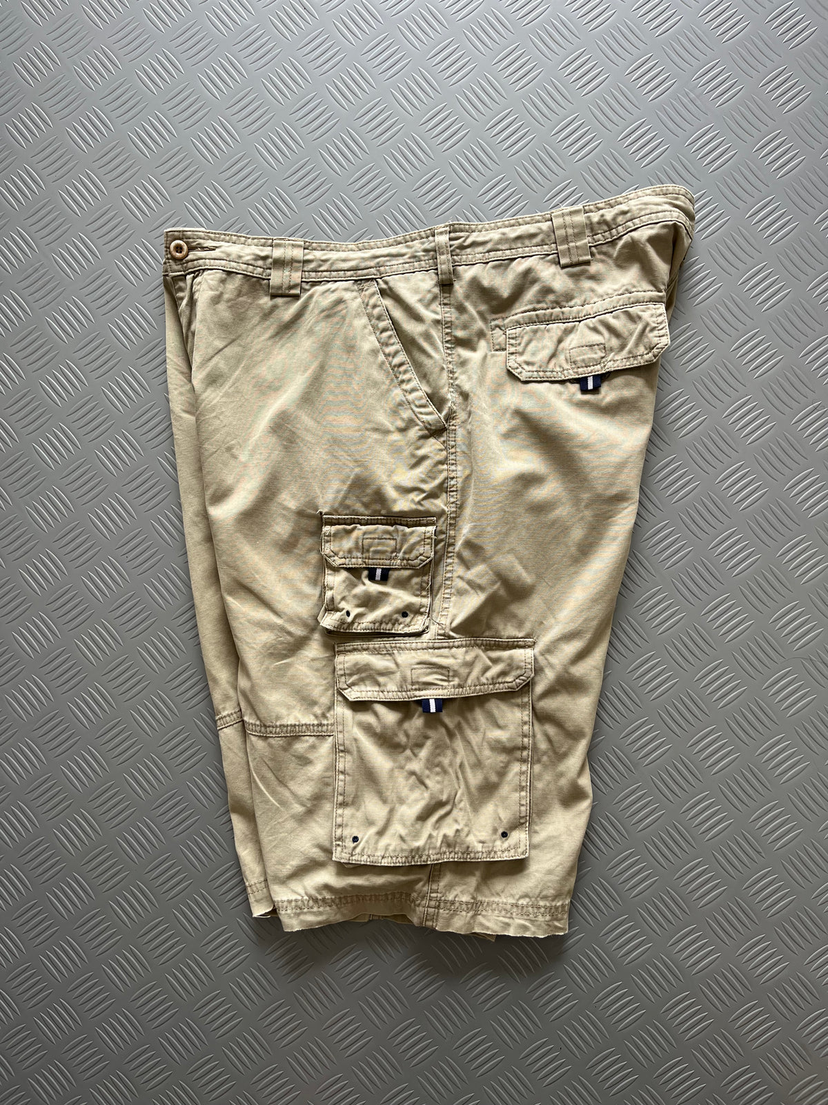 VINTAGE BAVERLY HILL POLO CARGO SHORTS