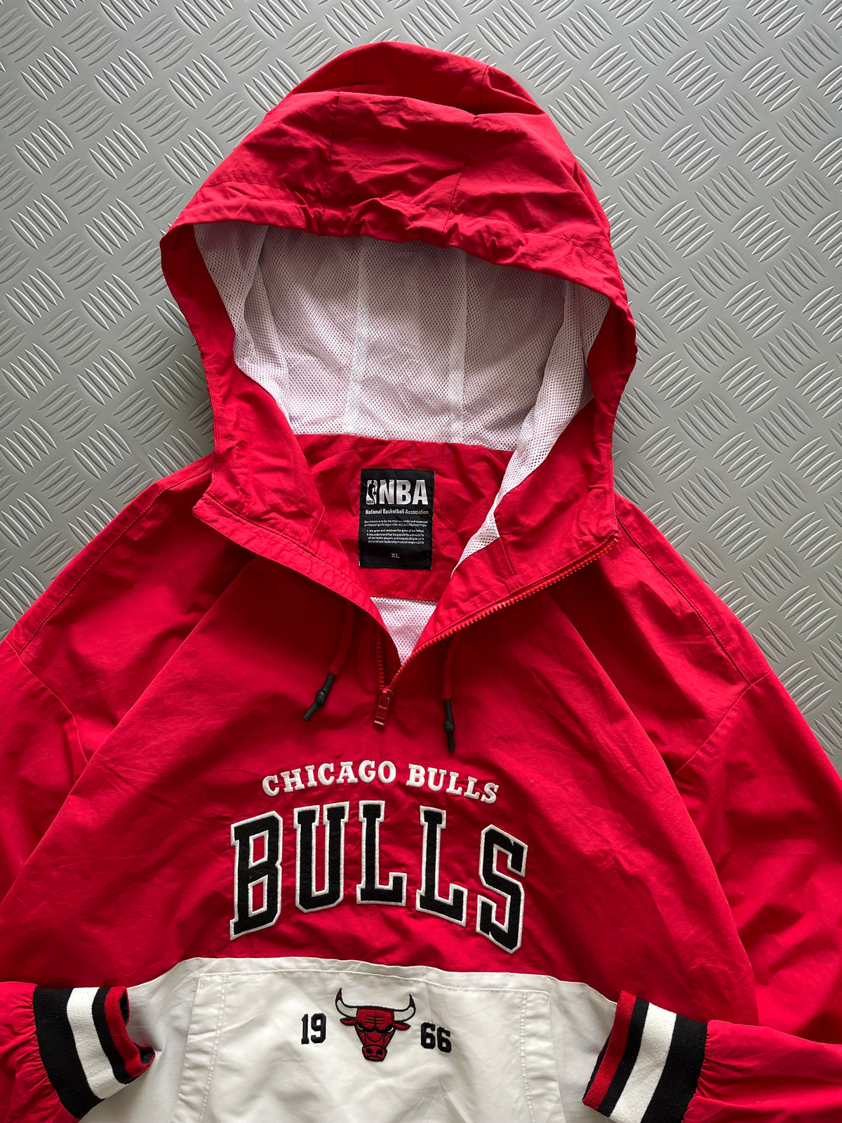 NBA CHICAGO BULLS QUARTER ZIPPER