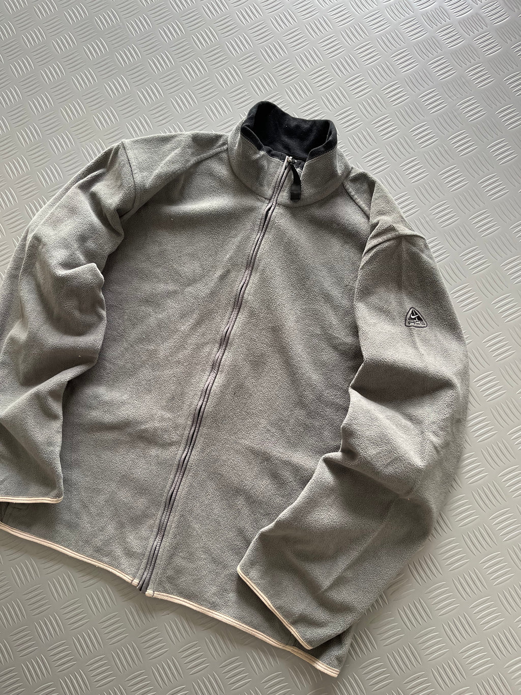 NIKE ACG FLEECE ZIPPER