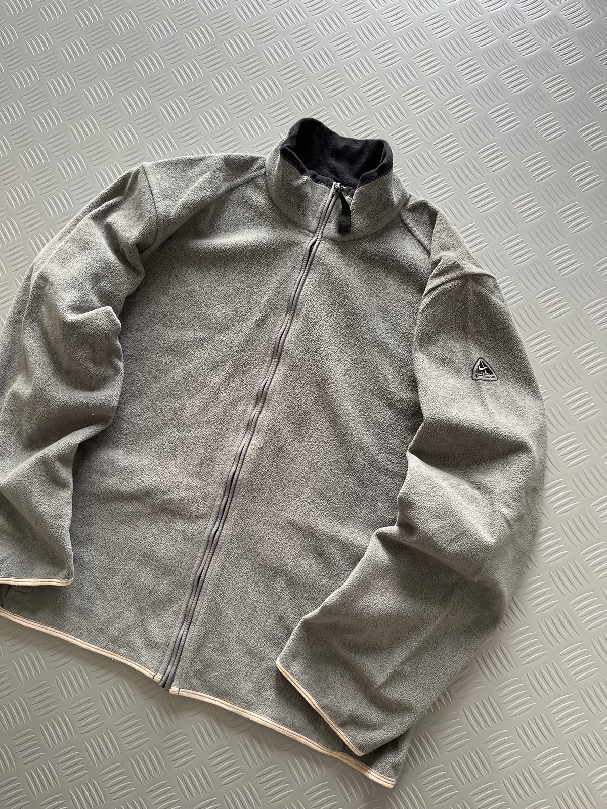 NIKE ACG FLEECE ZIPPER