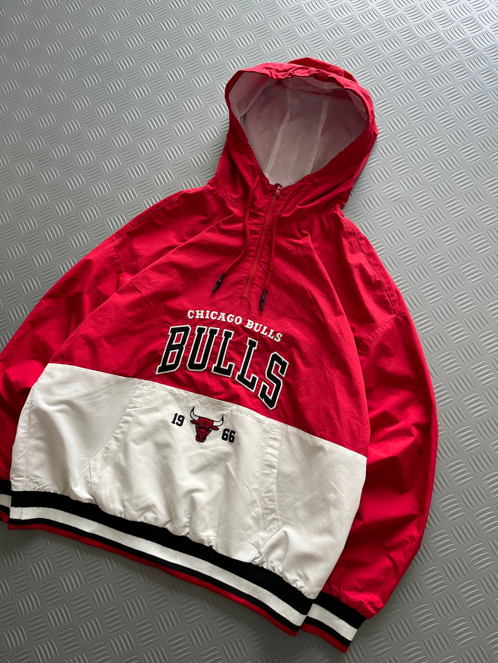 NBA CHICAGO BULLS QUARTER ZIPPER