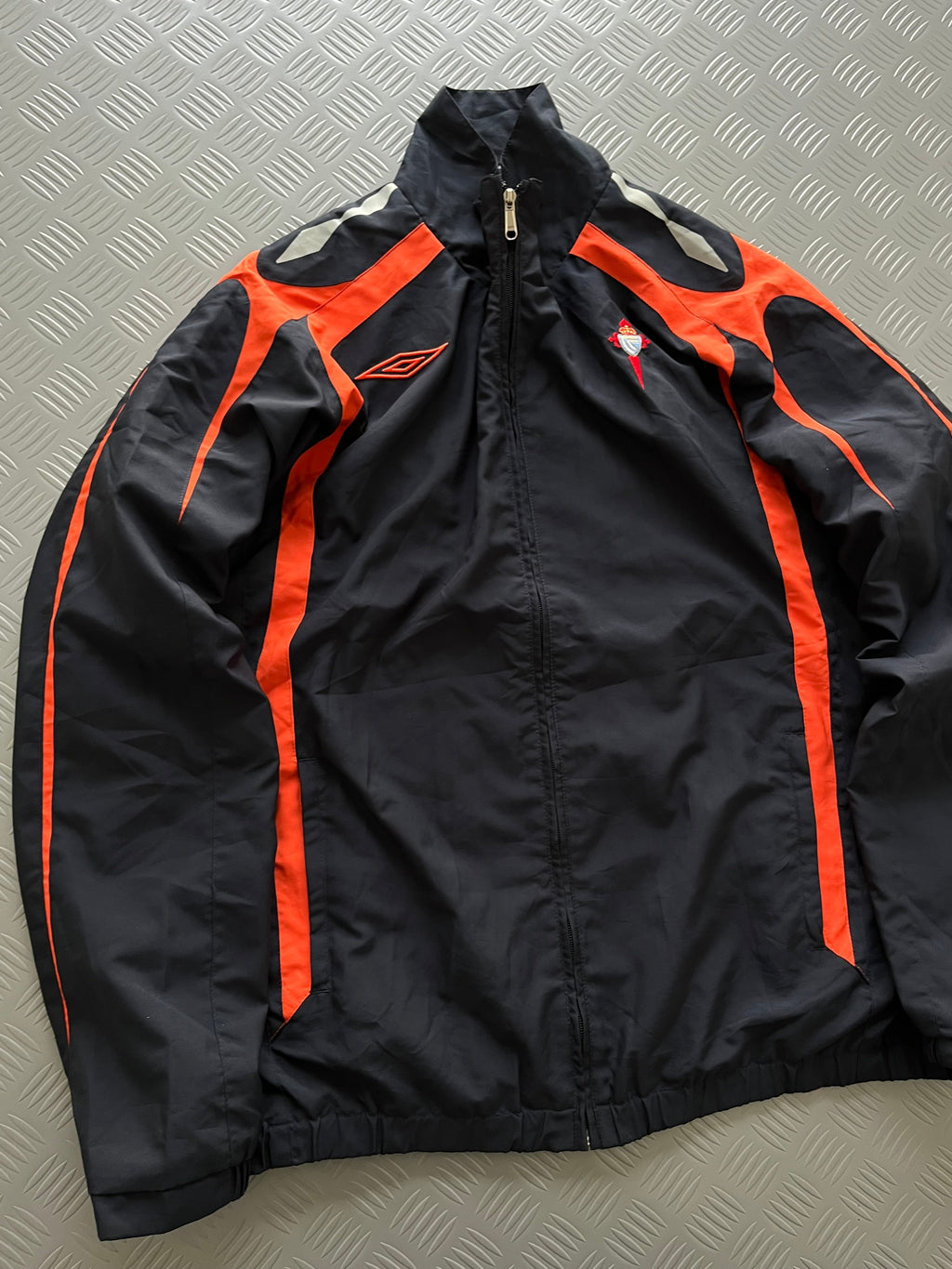 VINTAGE UMBRO Y2K WINDBREAKER