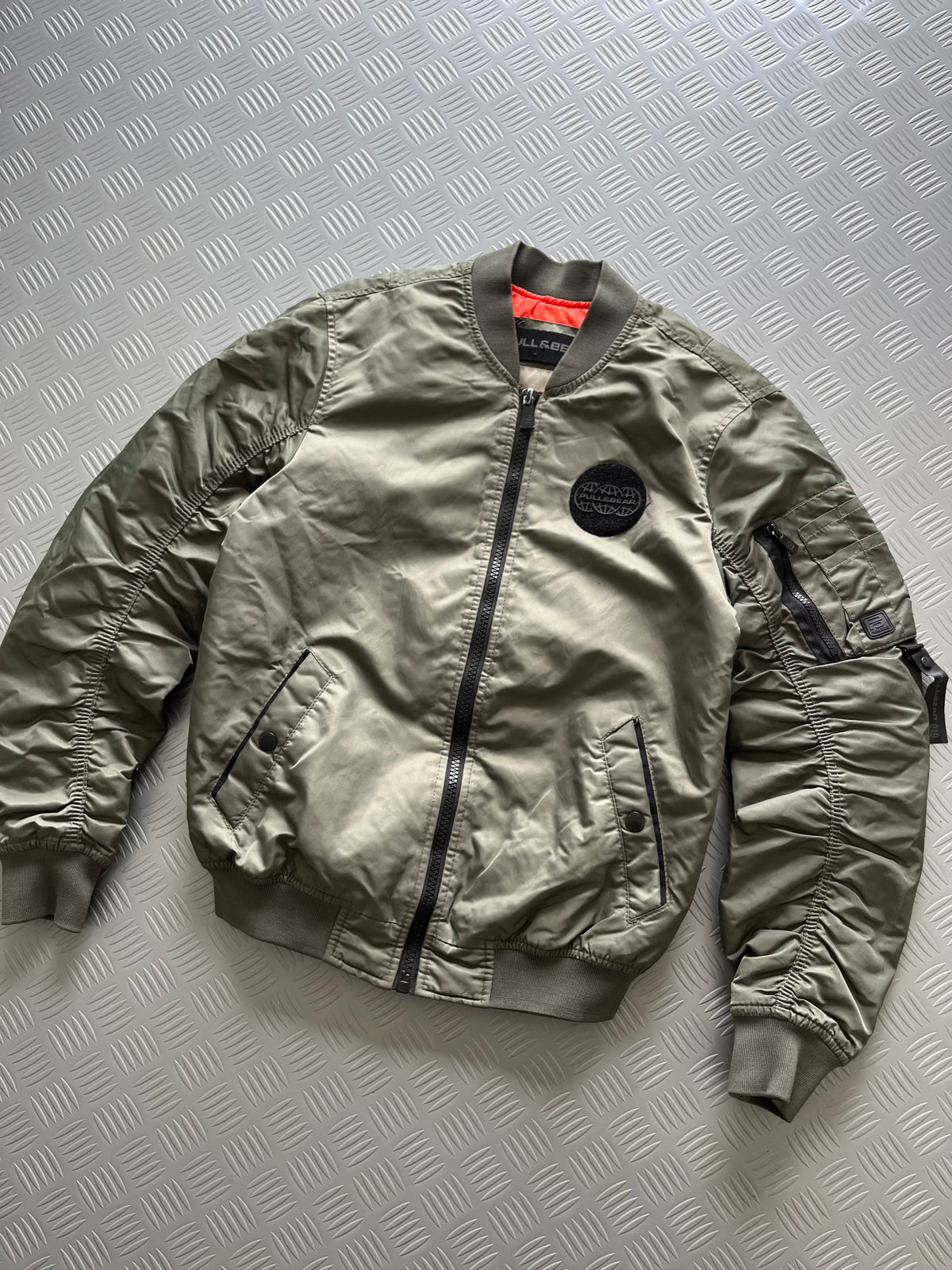 PULL & BEAR BOMBER JACKET