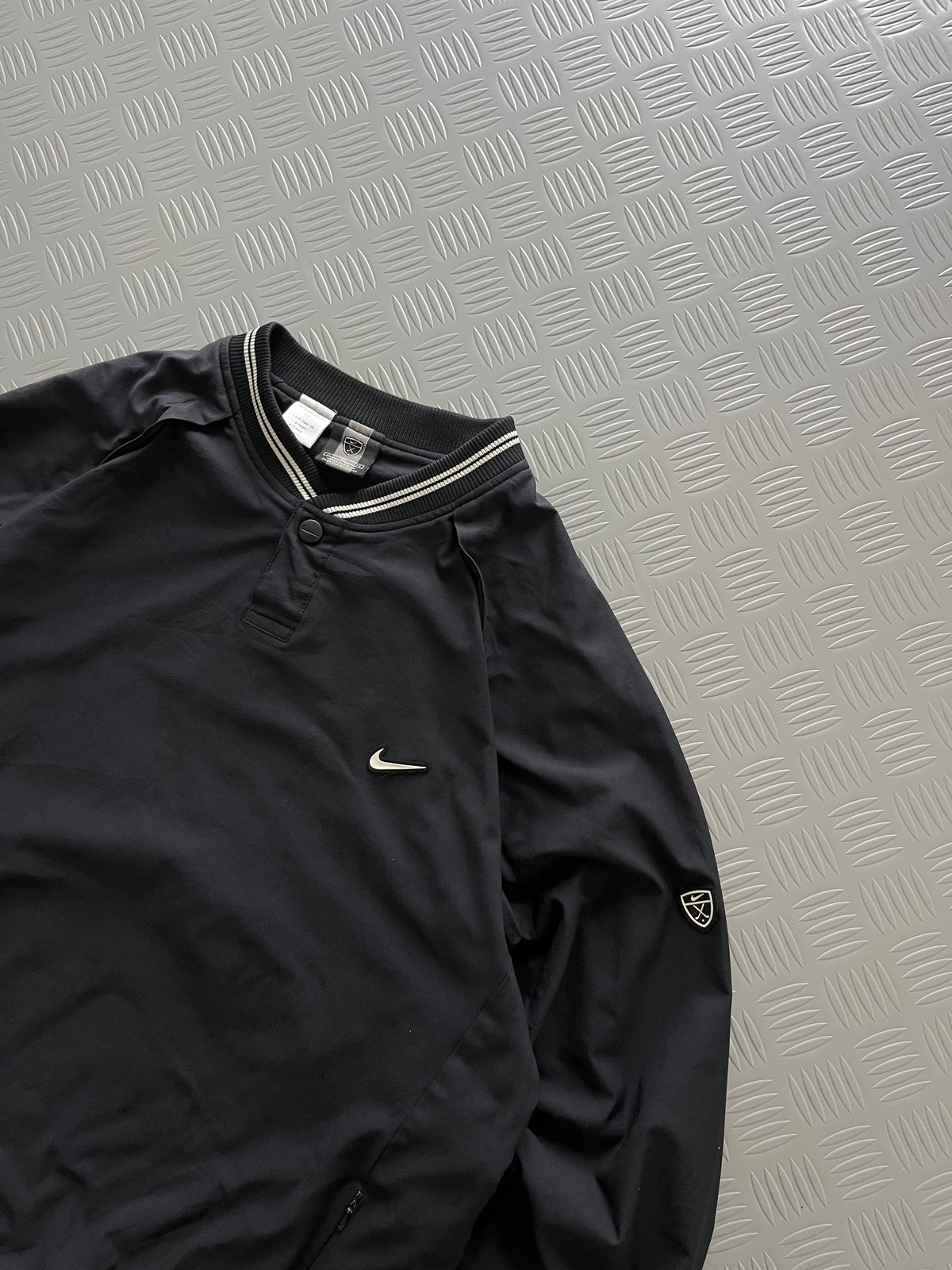 VINTAGE NIKE PULLOVER