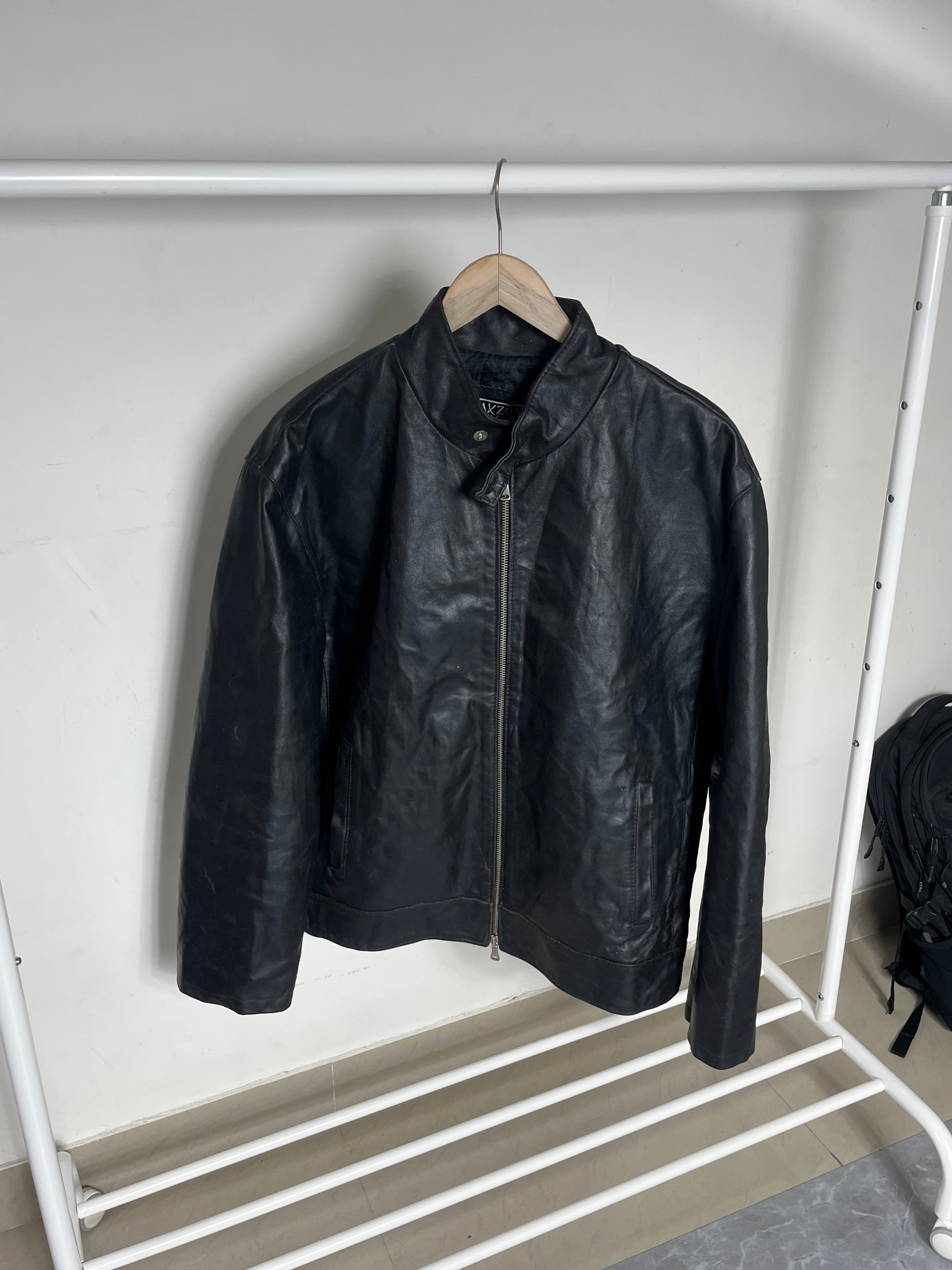 LEATHER BIKER JACKET