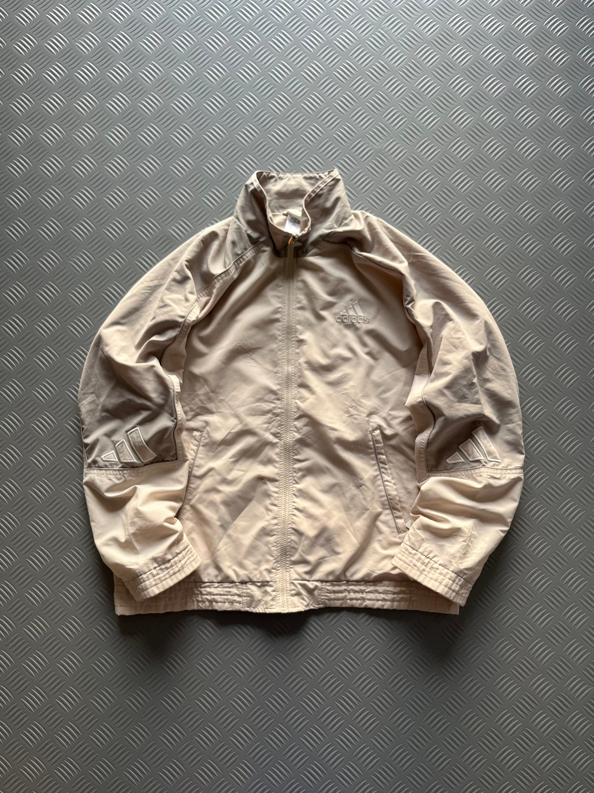 VINTAGE ADIDAS WINDBREAKER