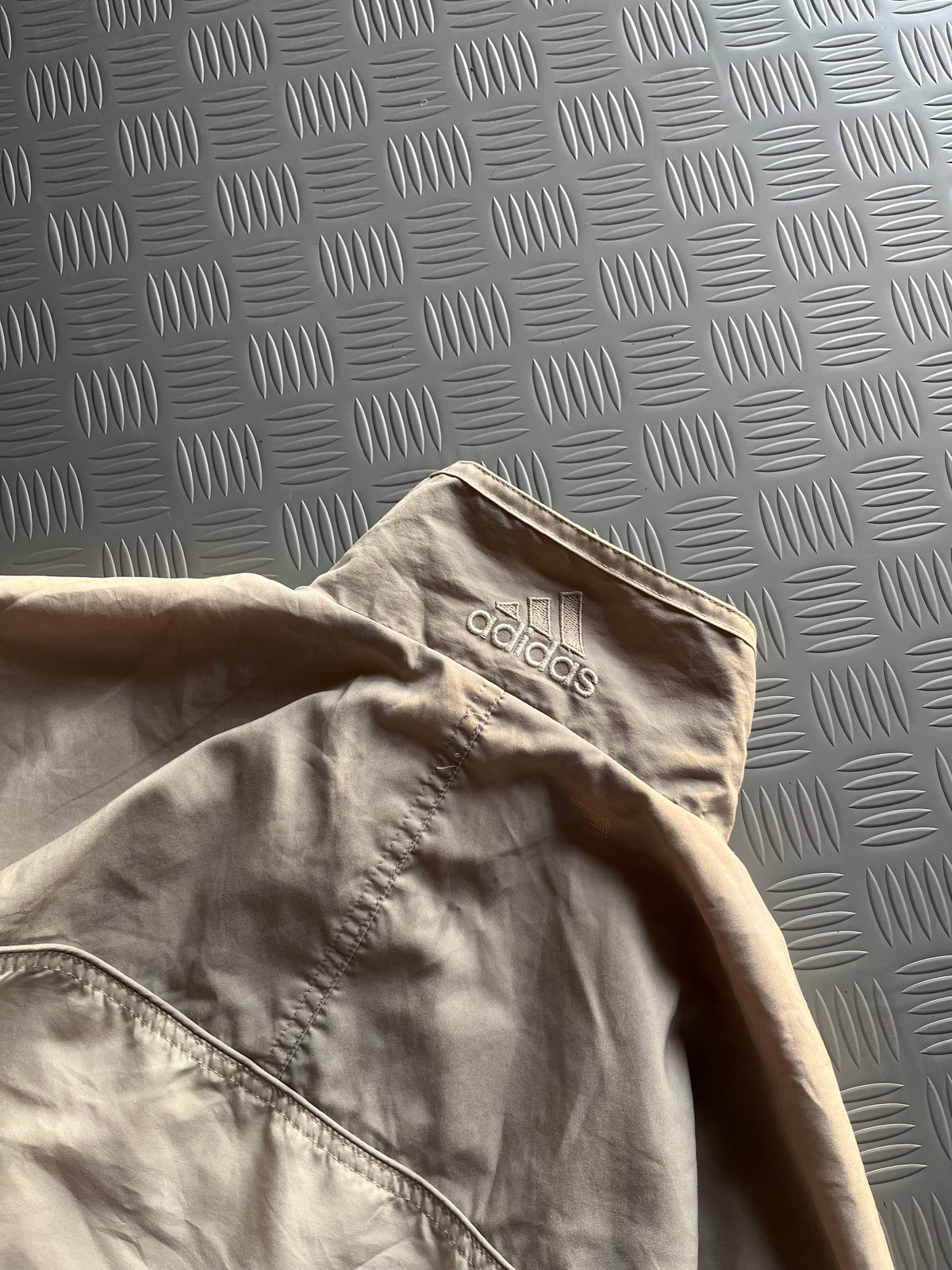 VINTAGE ADIDAS WINDBREAKER