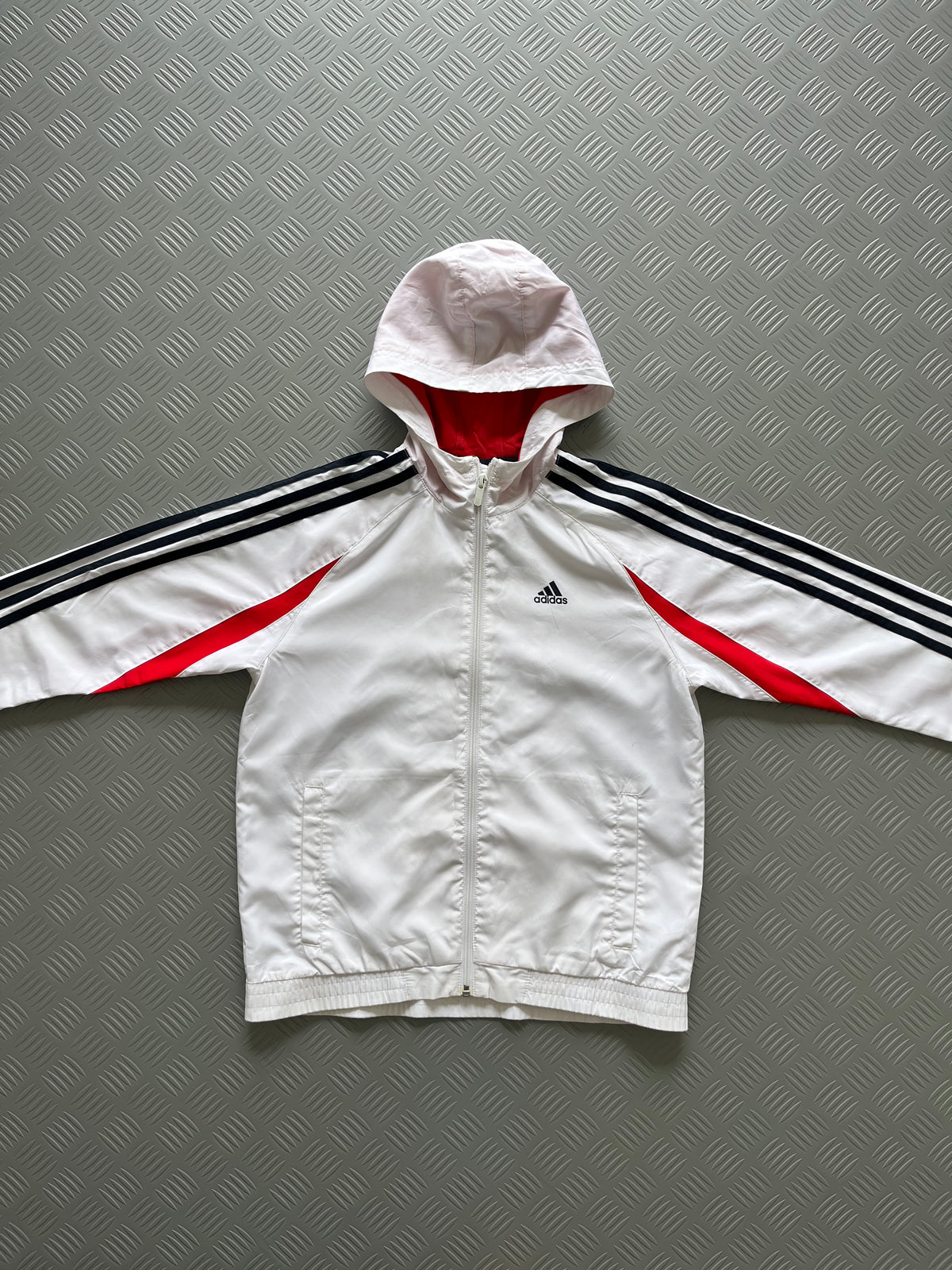 VINTAGE ADIDAS WINDBREAKER
