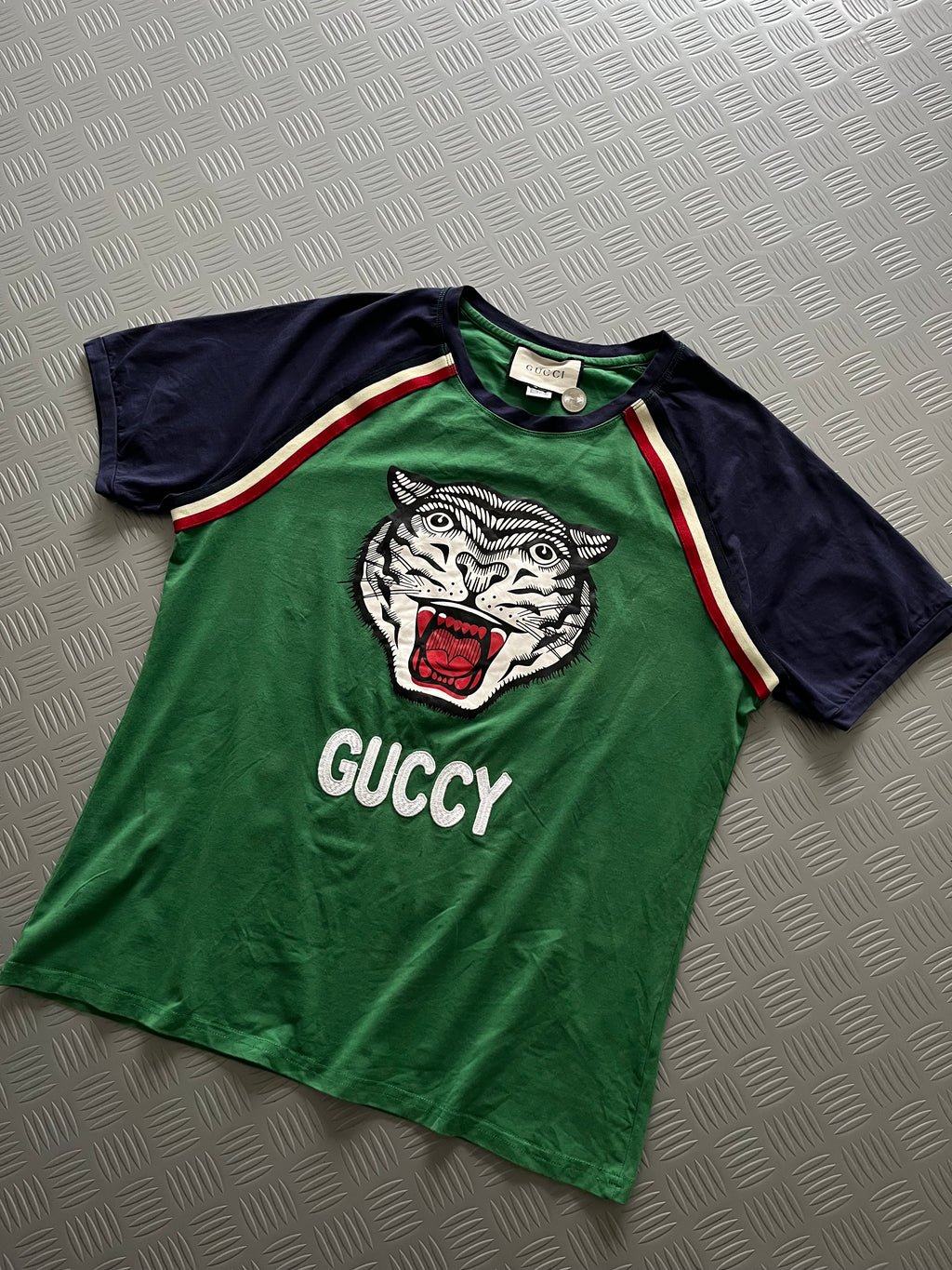 GUCCI RAGLAN TSHIRT