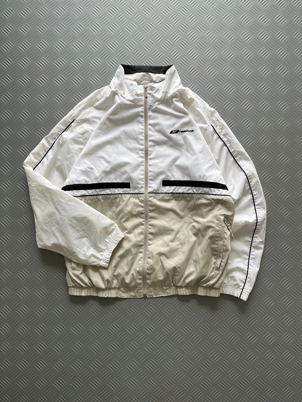 VINTAGE REEBOK JACKET
