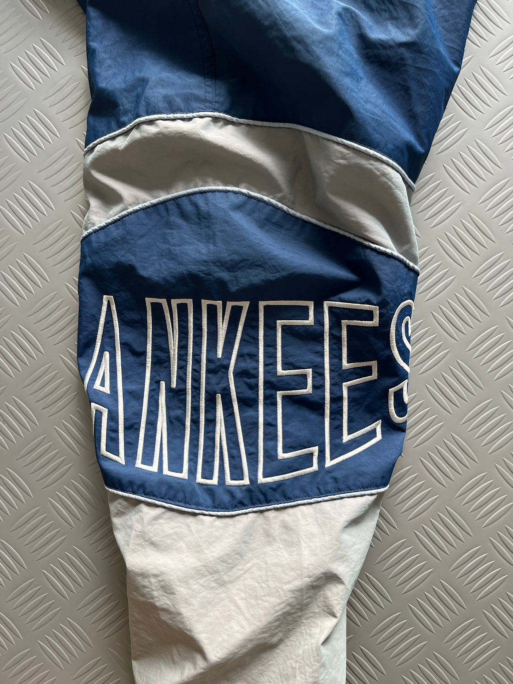 VINTAGE NY YANKEES WINDBREAKER