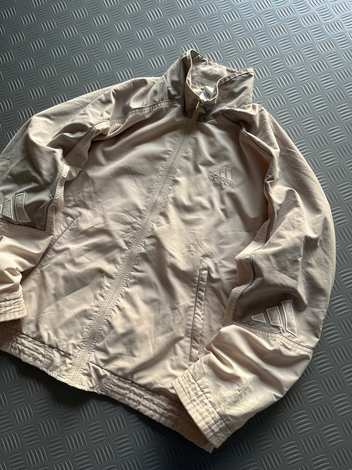 VINTAGE ADIDAS WINDBREAKER
