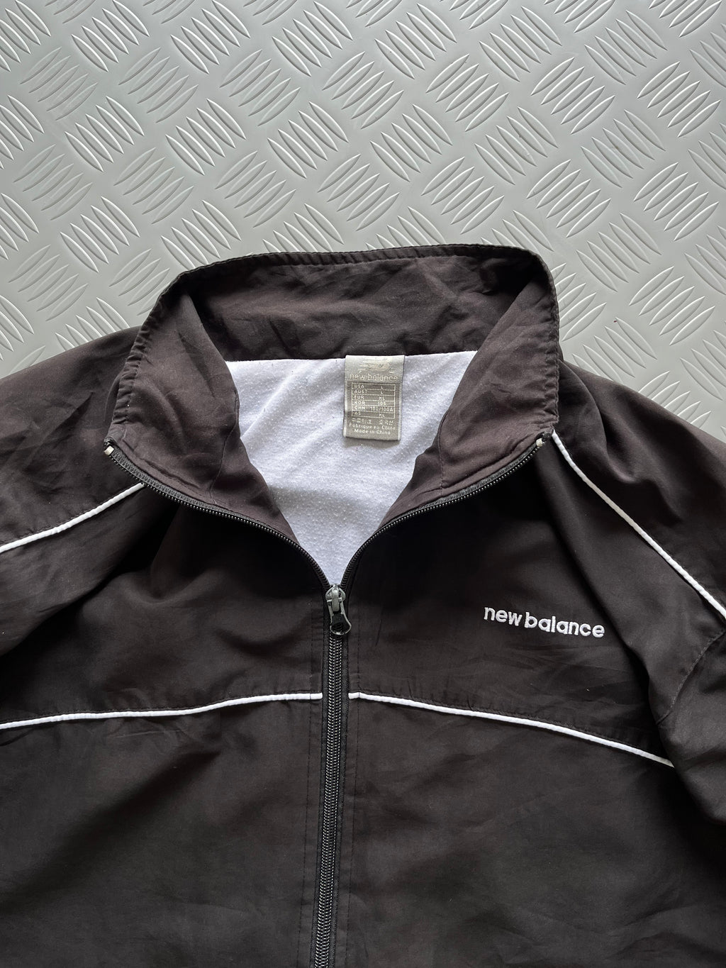 VINTAGE NEW BALANCE WINDBREAKER