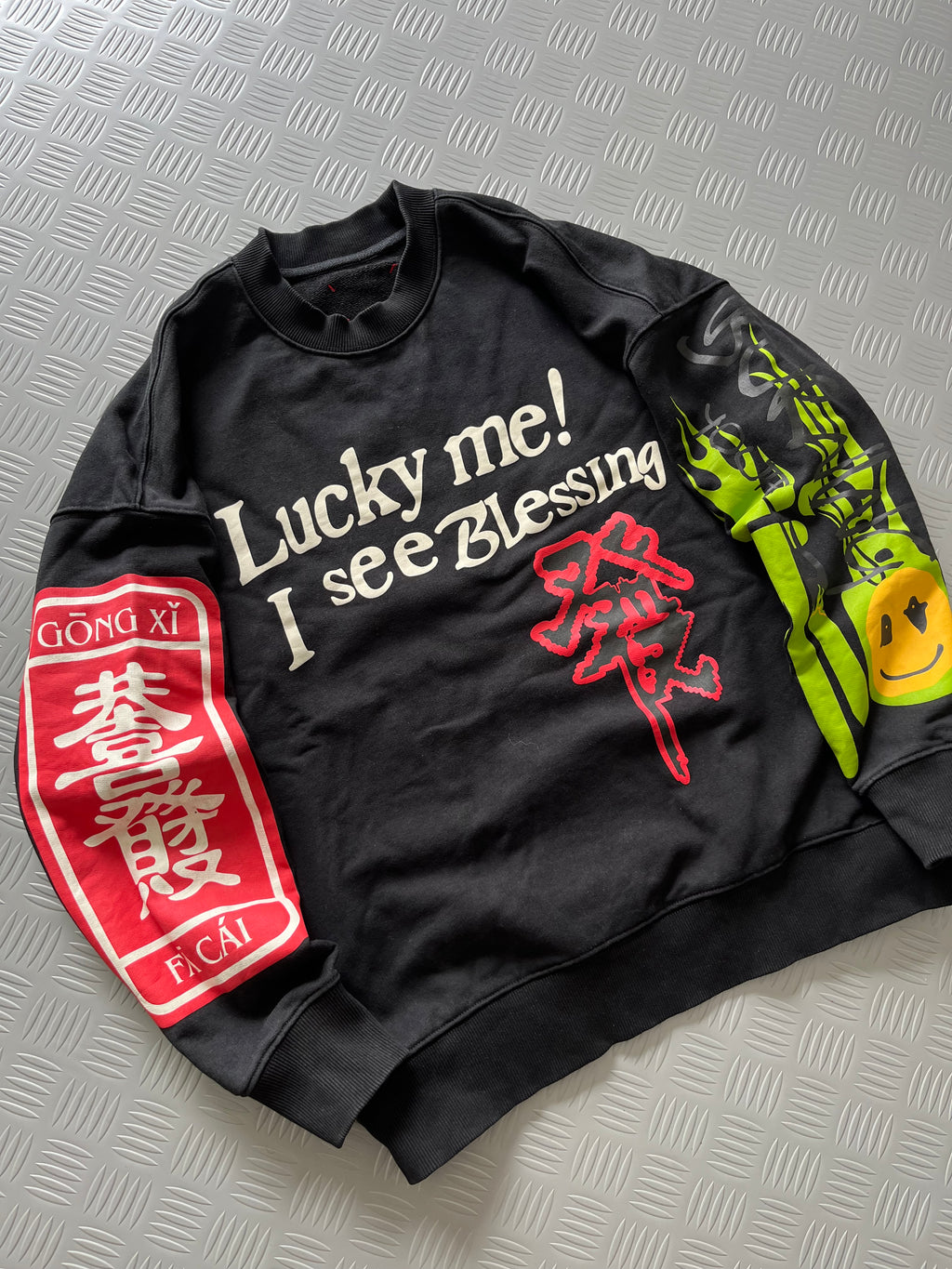 LUCKY ME HEAVYWEIGHT SWEATSHIRT