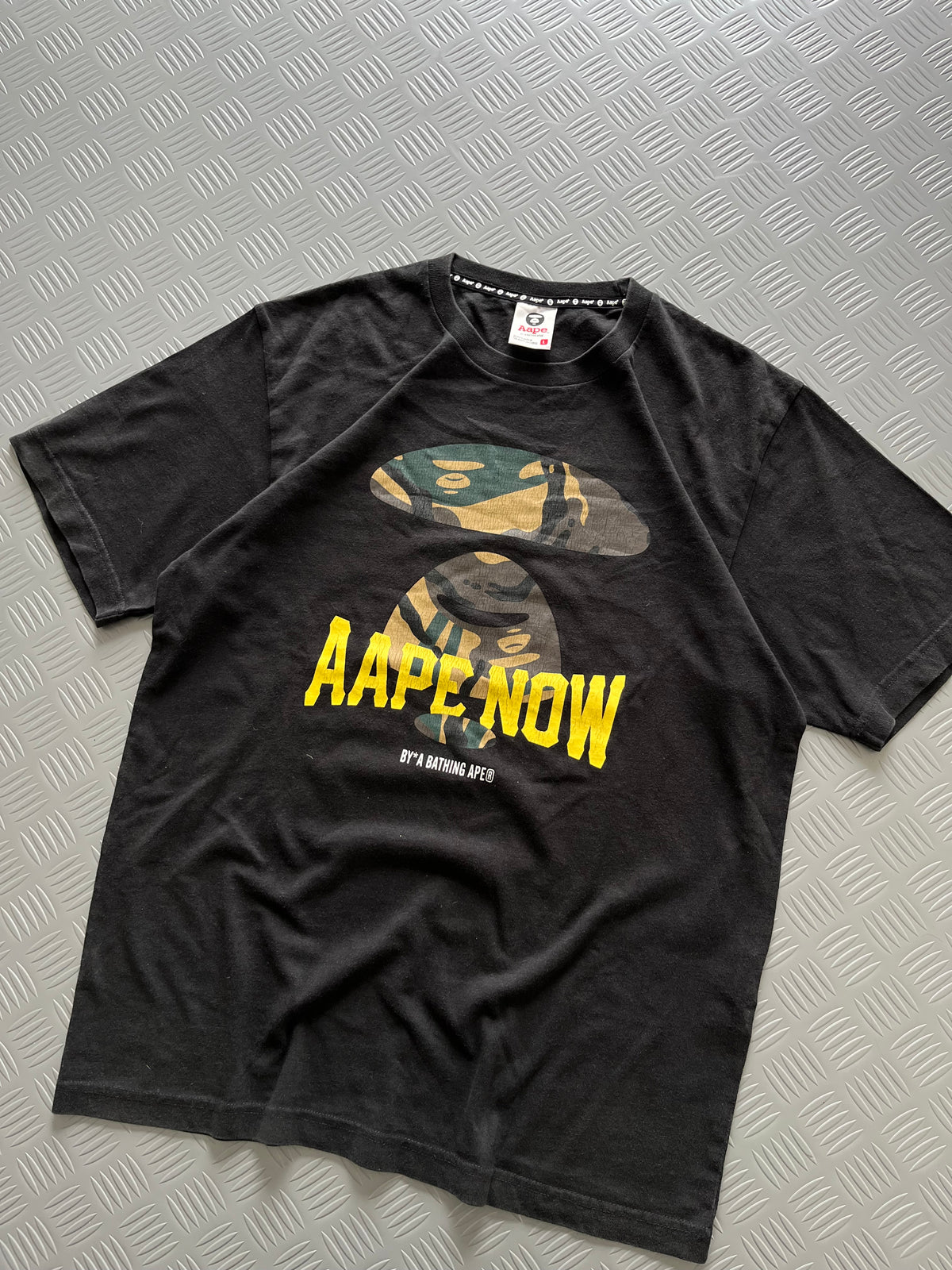 AAPE NOW BY BATHING APE CAMOUFLAGE TSHIRT