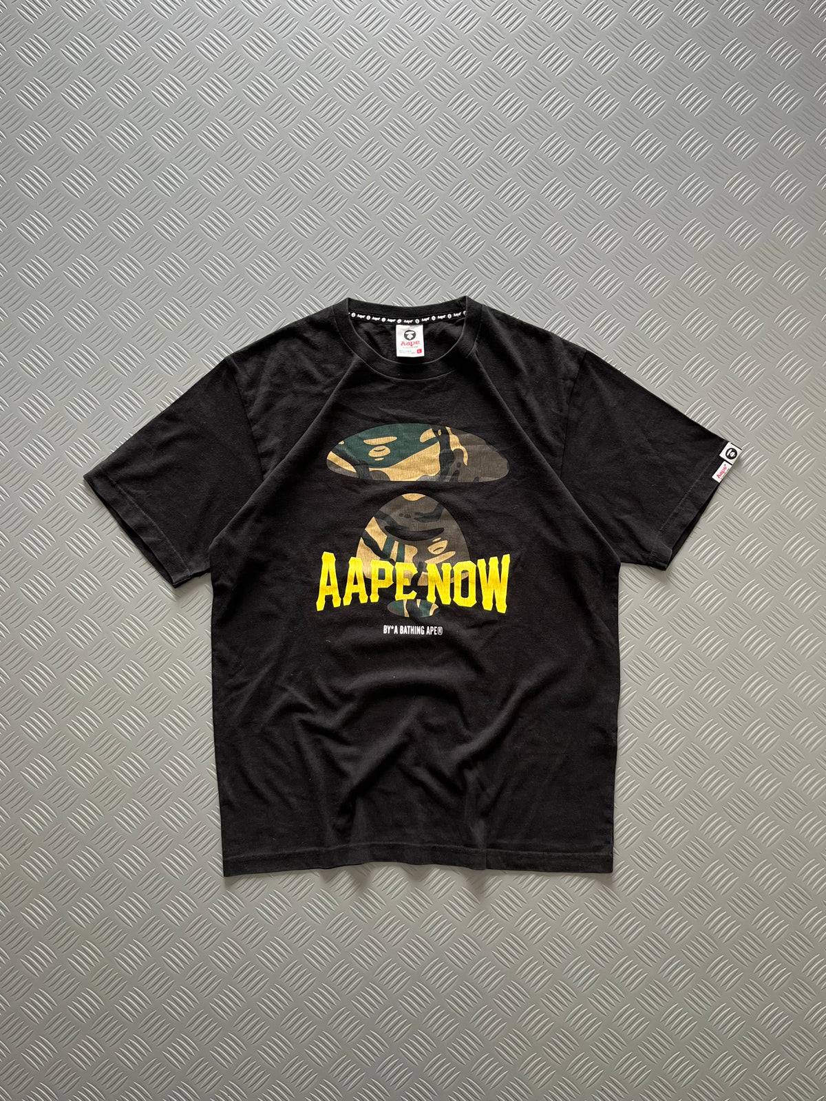 AAPE NOW BY BATHING APE CAMOUFLAGE TSHIRT