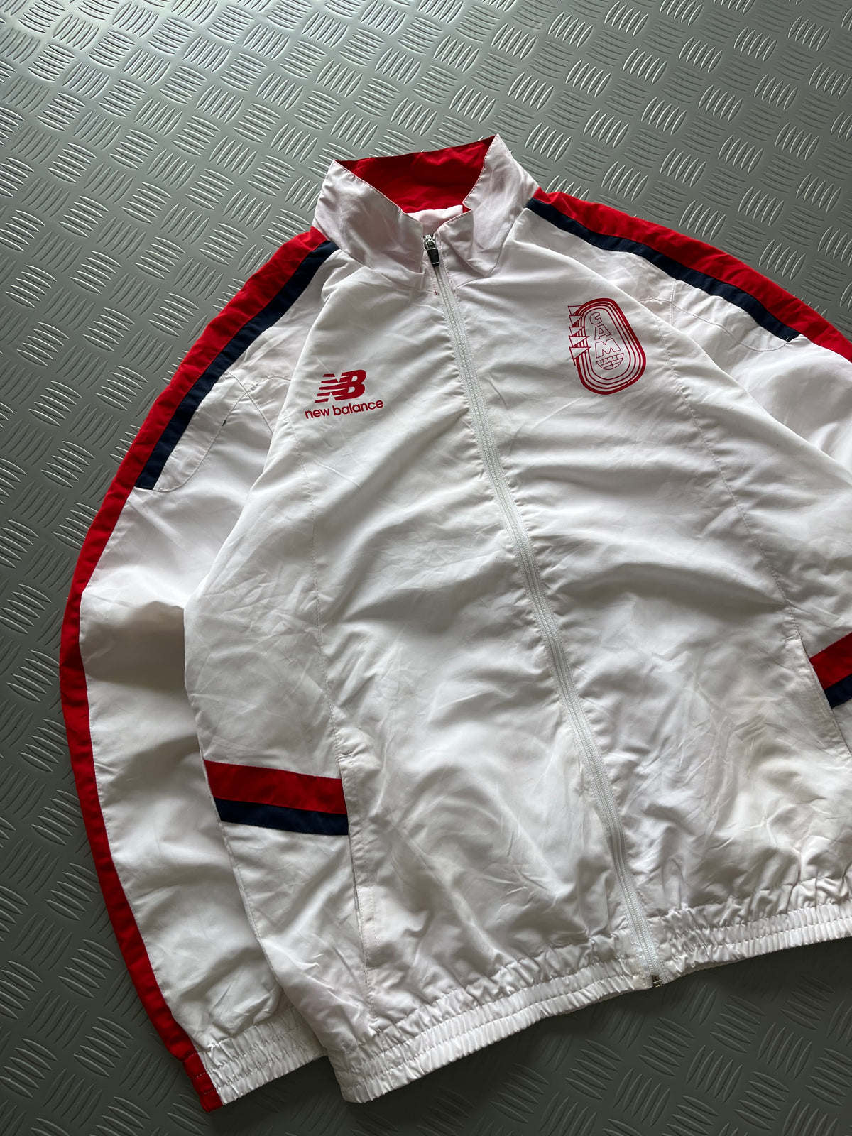 NEW BALANCE WINDCHEATER