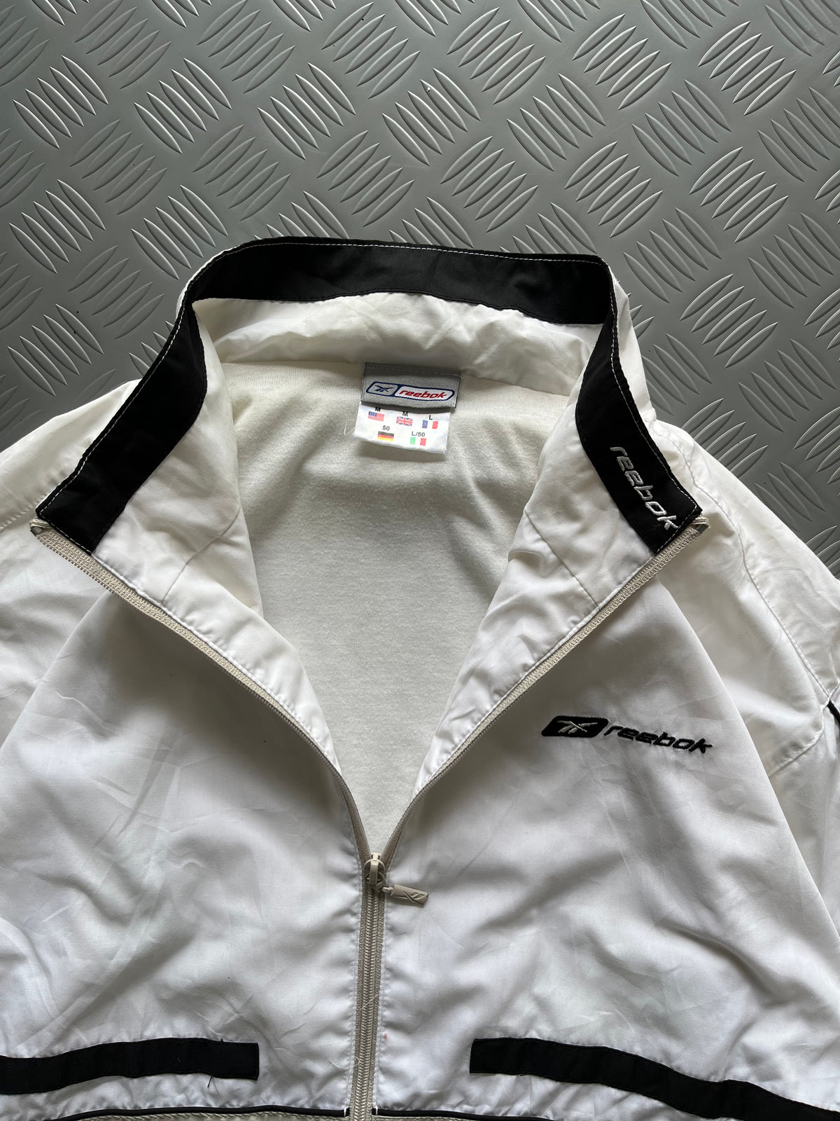 VINTAGE REEBOK JACKET