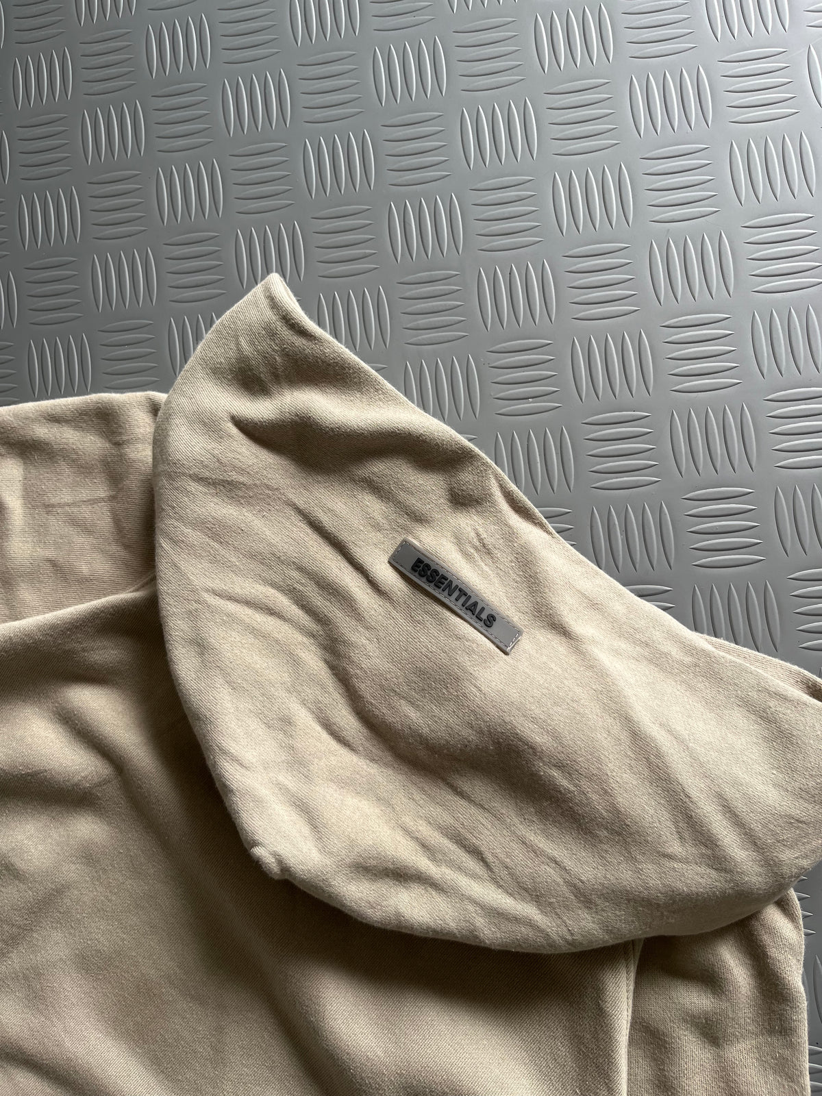 FOG ESSENTIALS SS20 SILICON APPLIQUE OLIVE HOODIE
