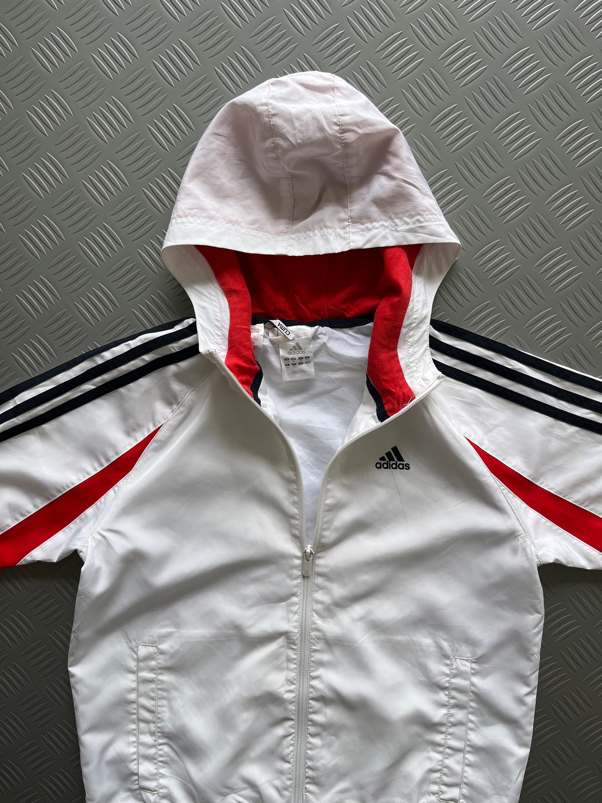 VINTAGE ADIDAS WINDBREAKER