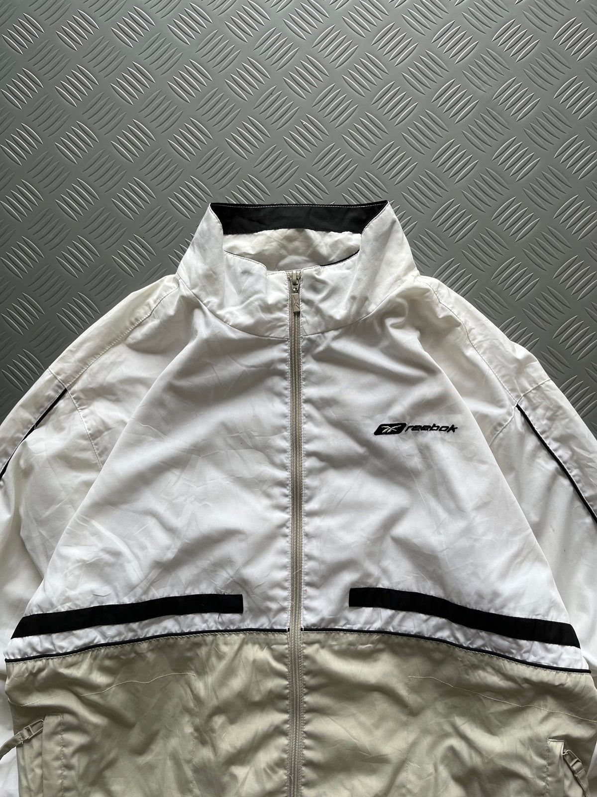 VINTAGE REEBOK JACKET