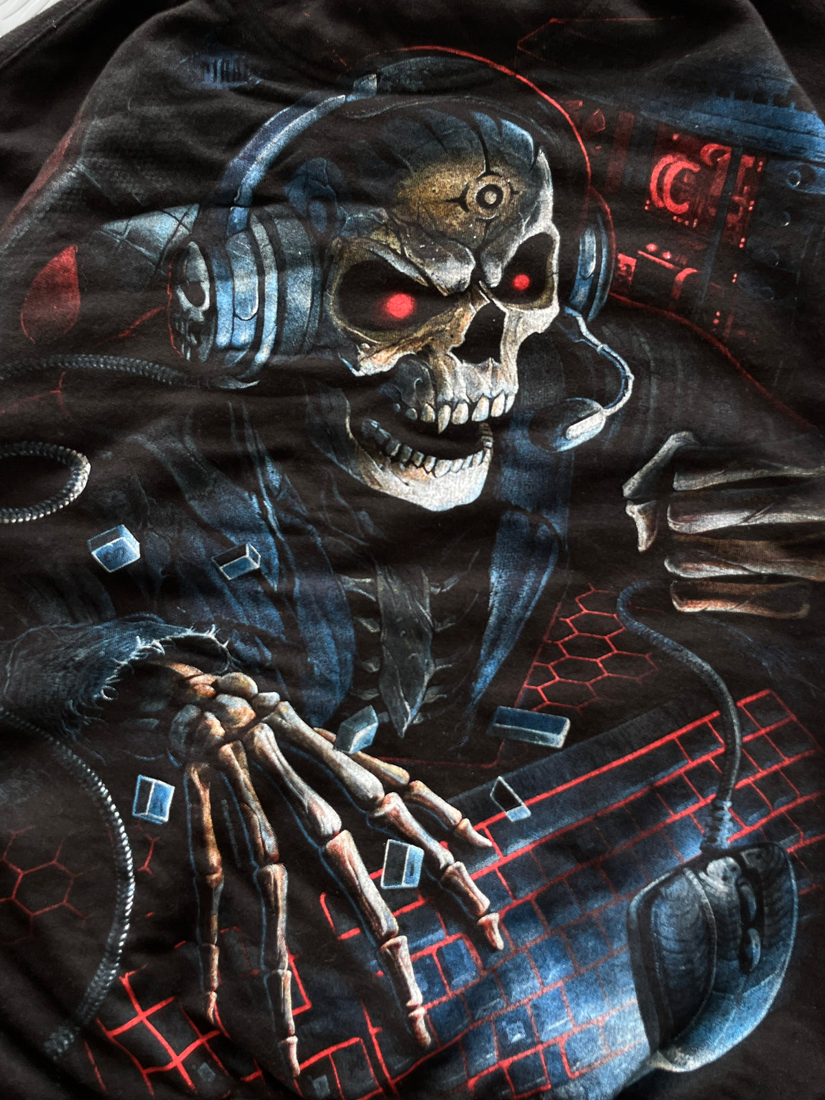 VINTAGE SPIRAL SKULL PRINTED HOODIE
